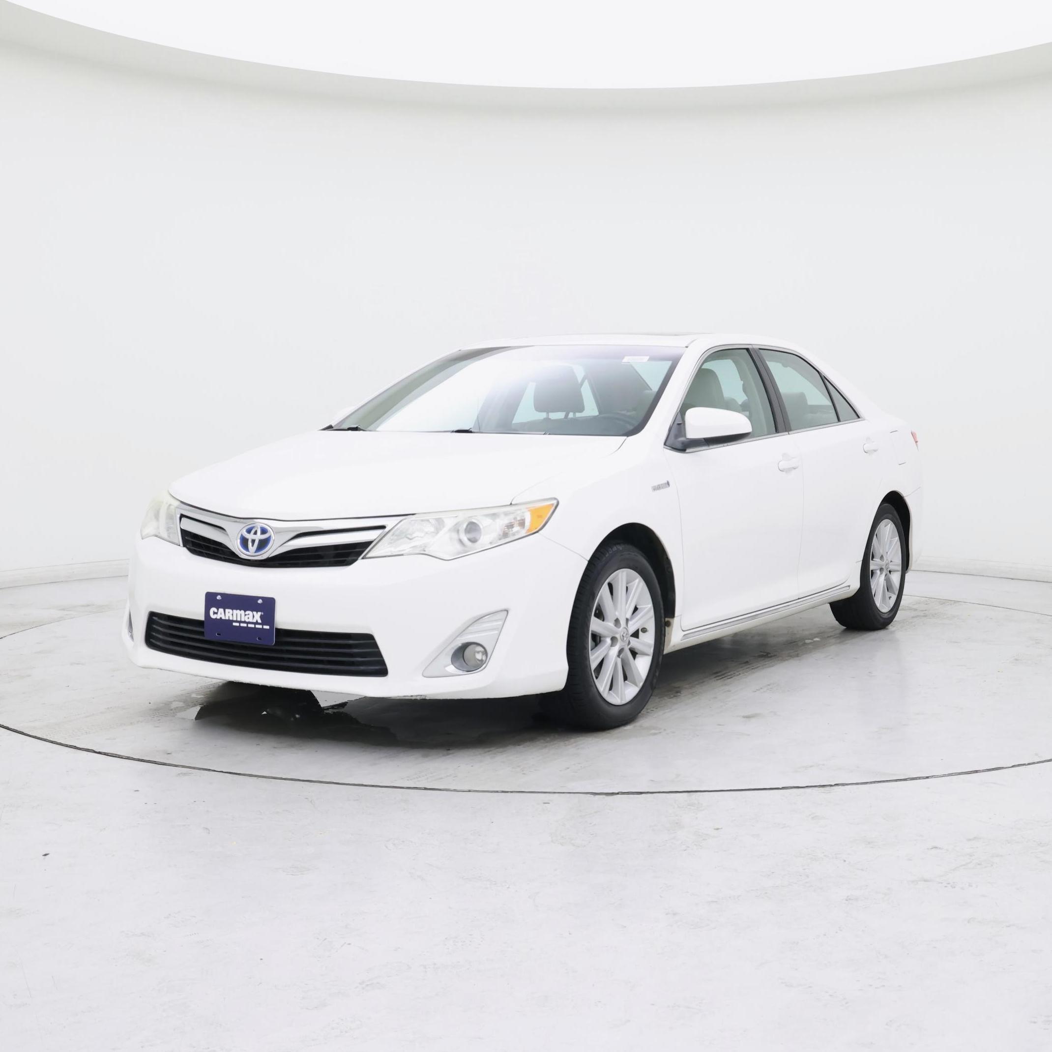 Thumbnail: 2014 Toyota Camry - 4