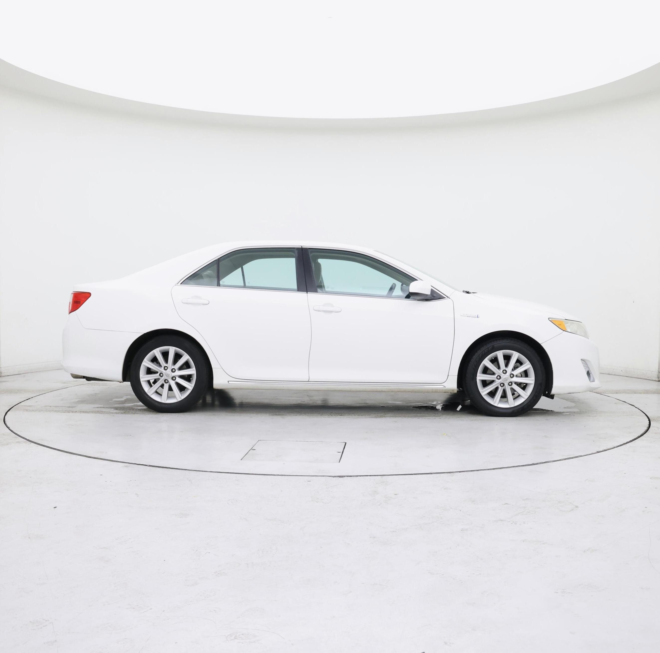 Thumbnail: 2014 Toyota Camry - 7