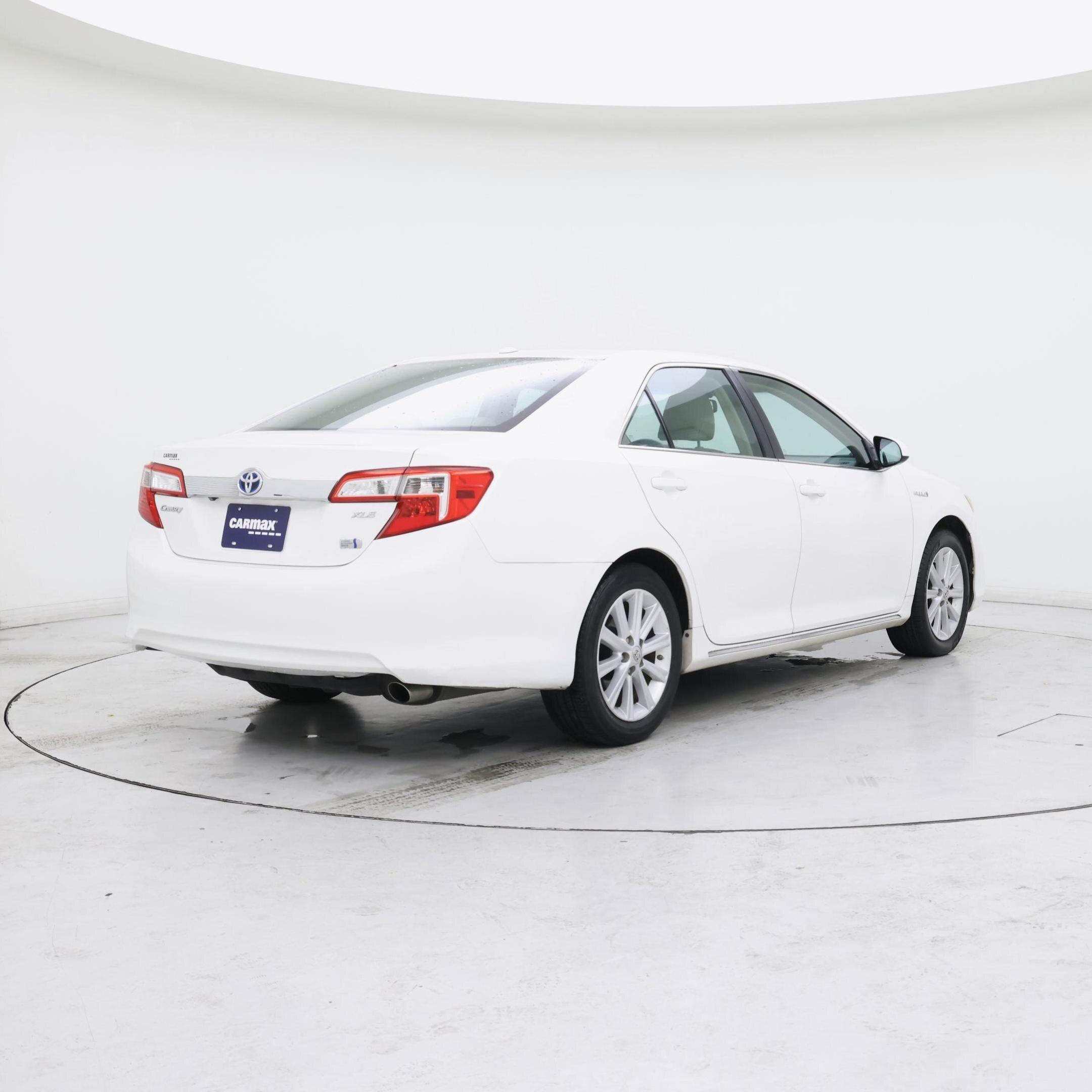 Thumbnail: 2014 Toyota Camry - 8