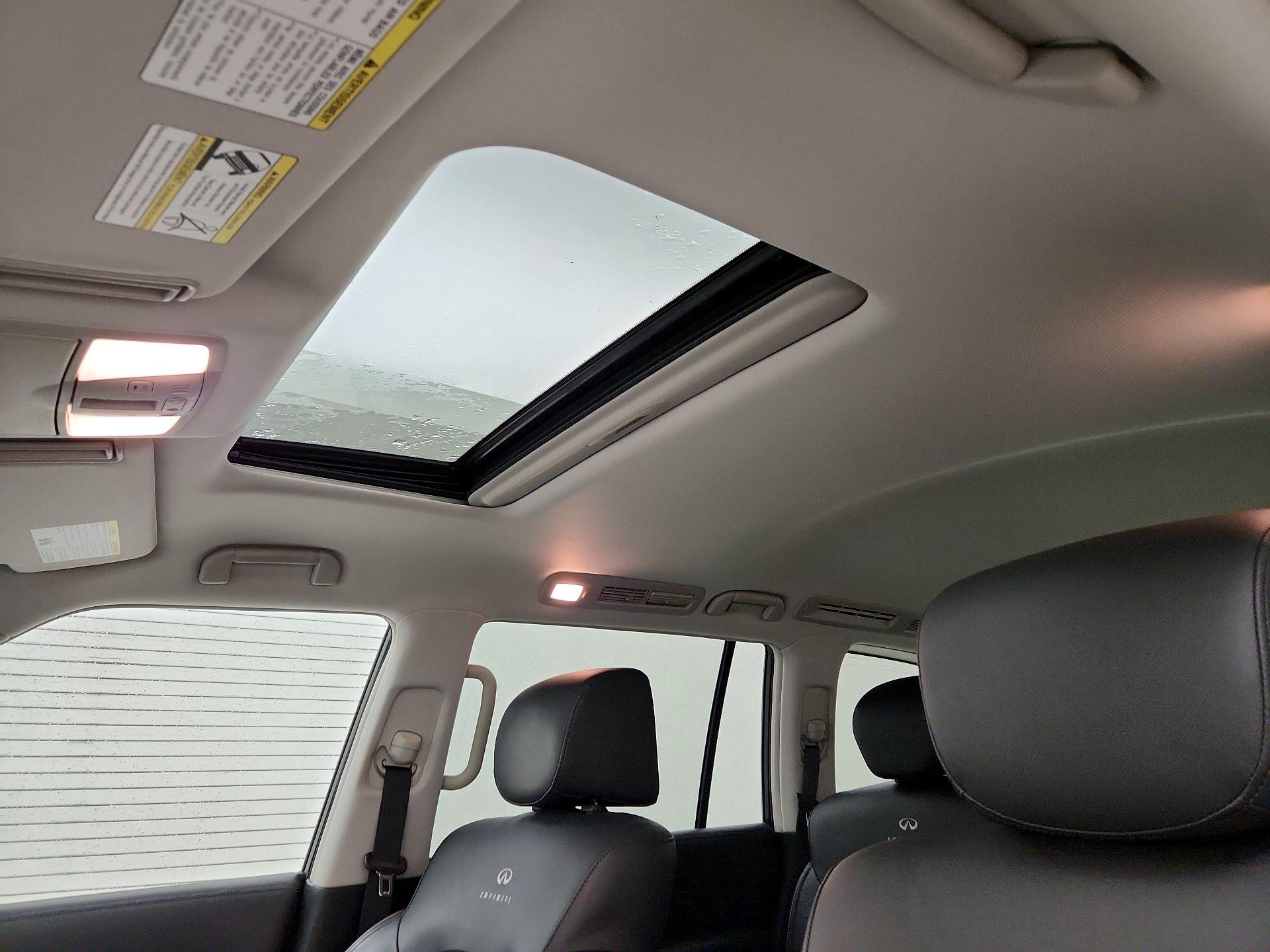 Thumbnail: 2014 INFINITI QX80 - 20