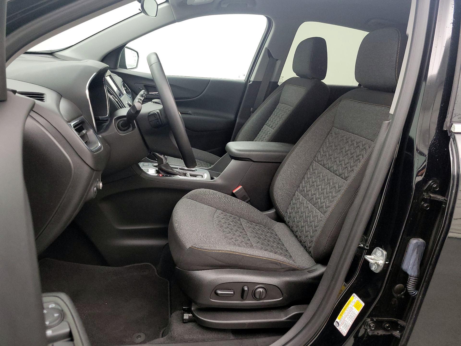 Thumbnail: 2023 Chevrolet Equinox - 11