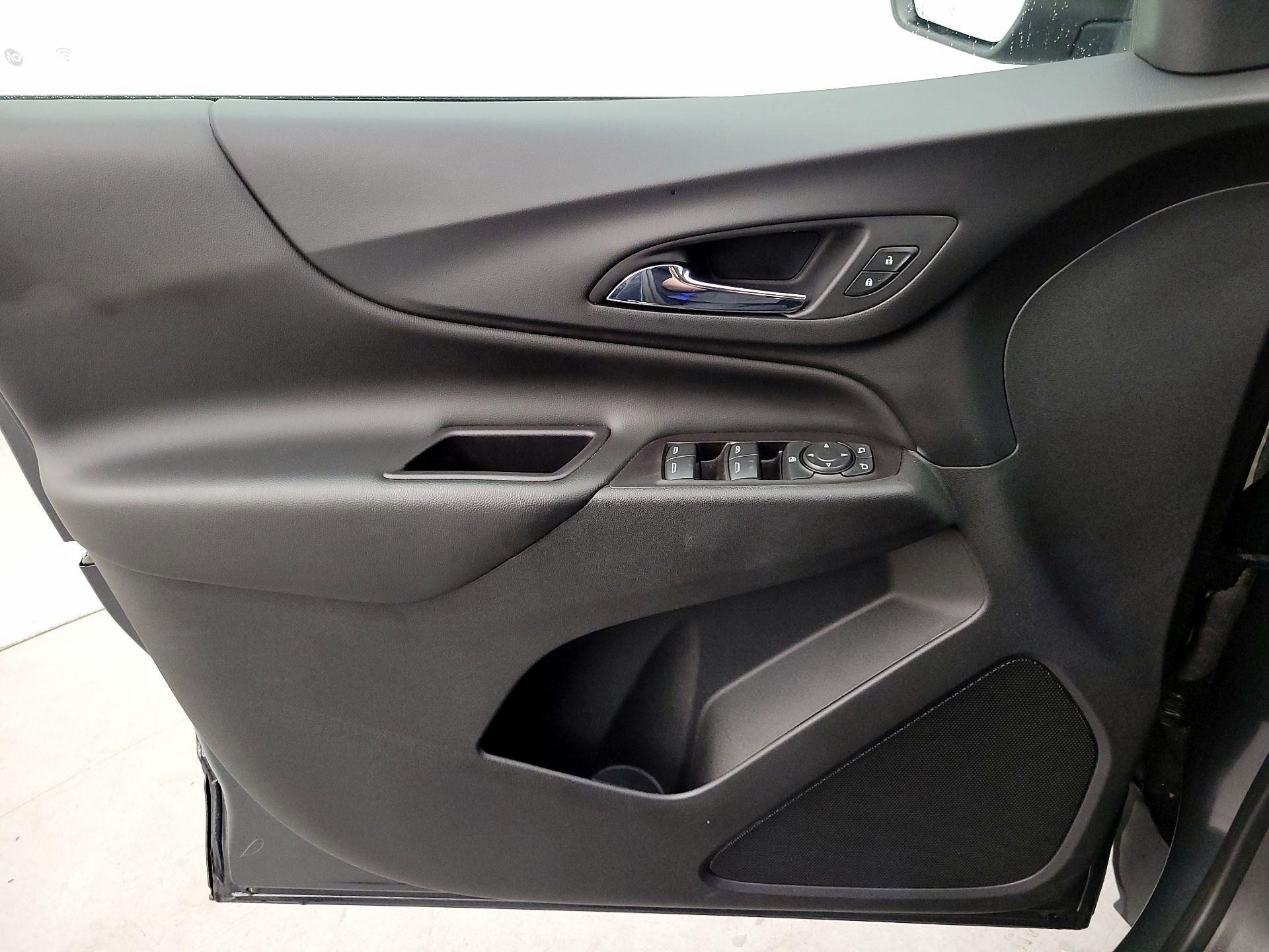 Thumbnail: 2020 Chevrolet Equinox - 12