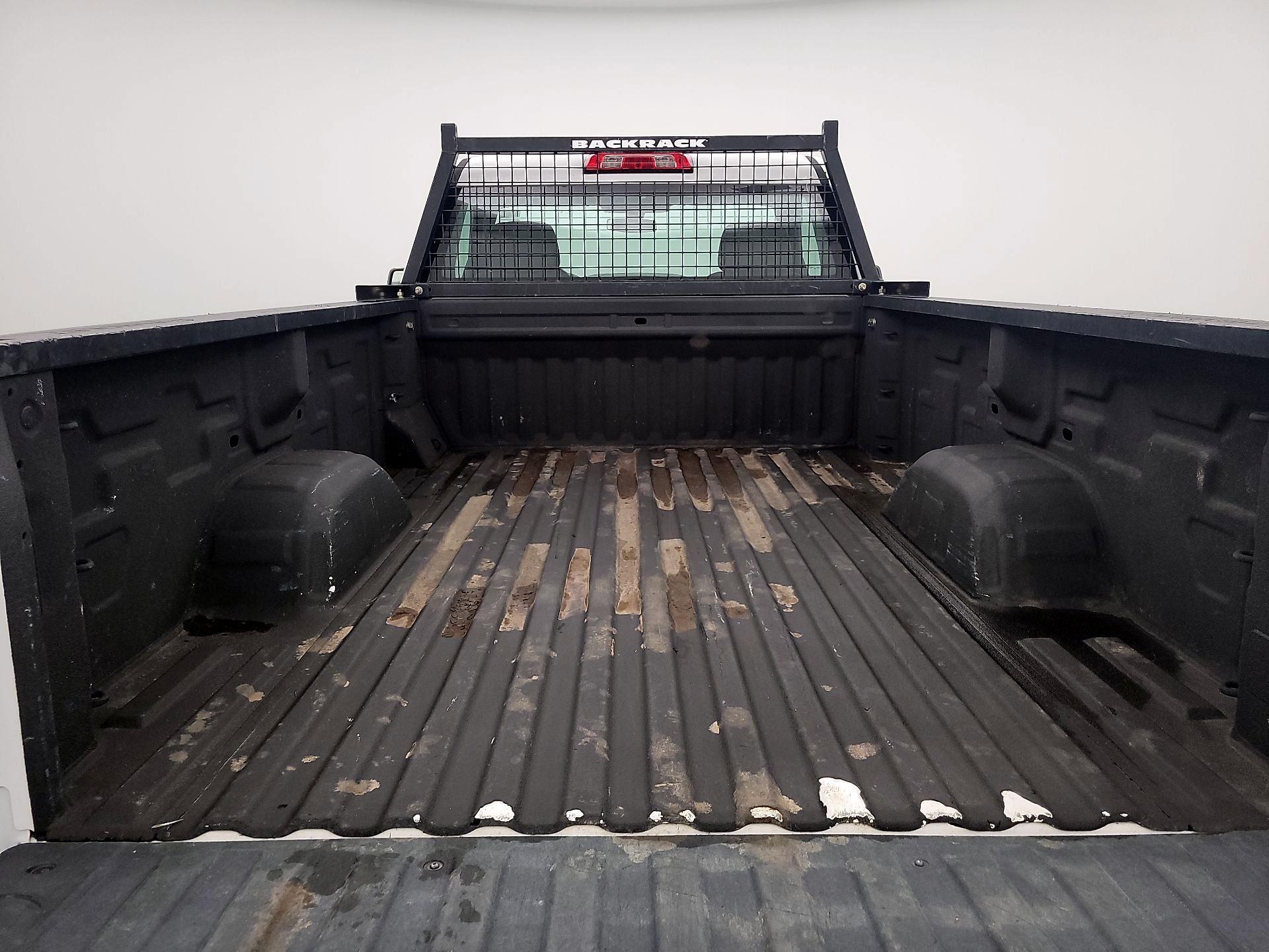 Thumbnail: 2020 Chevrolet Silverado 1500 - 19