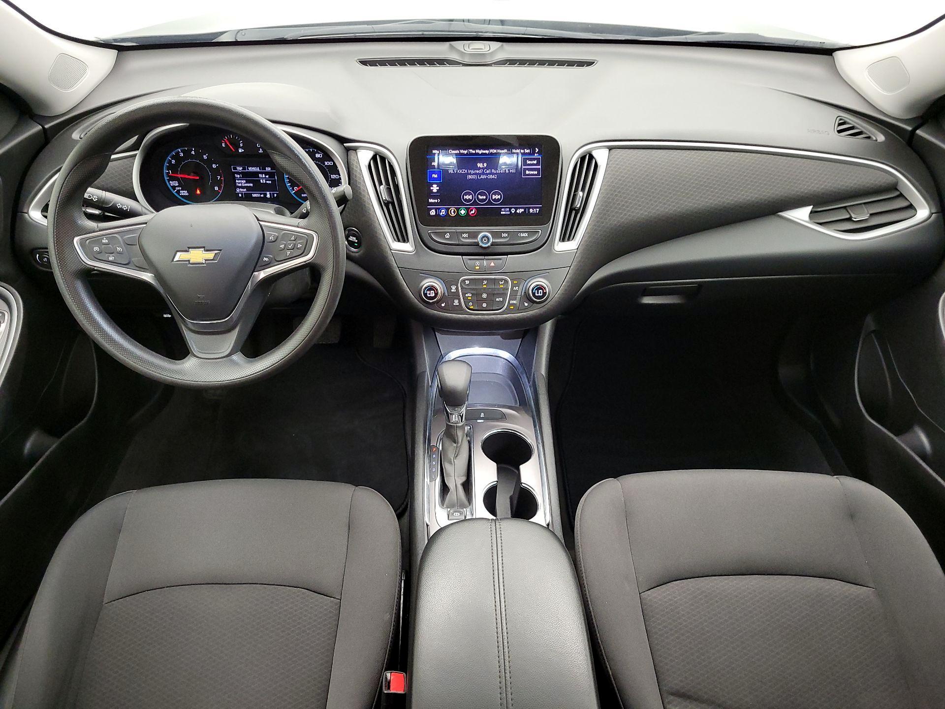 Thumbnail: 2022 Chevrolet Malibu - 9