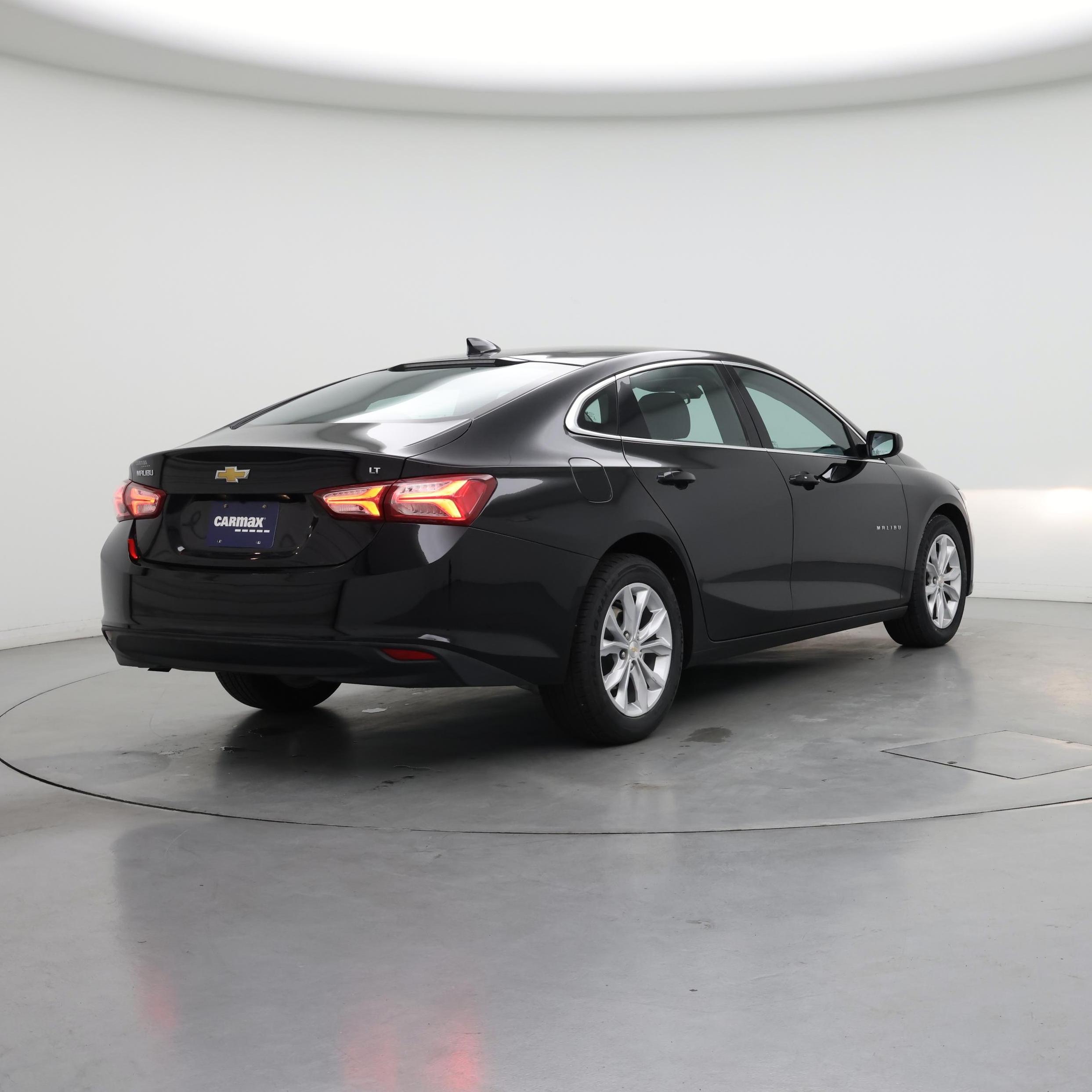 Thumbnail: 2022 Chevrolet Malibu - 8