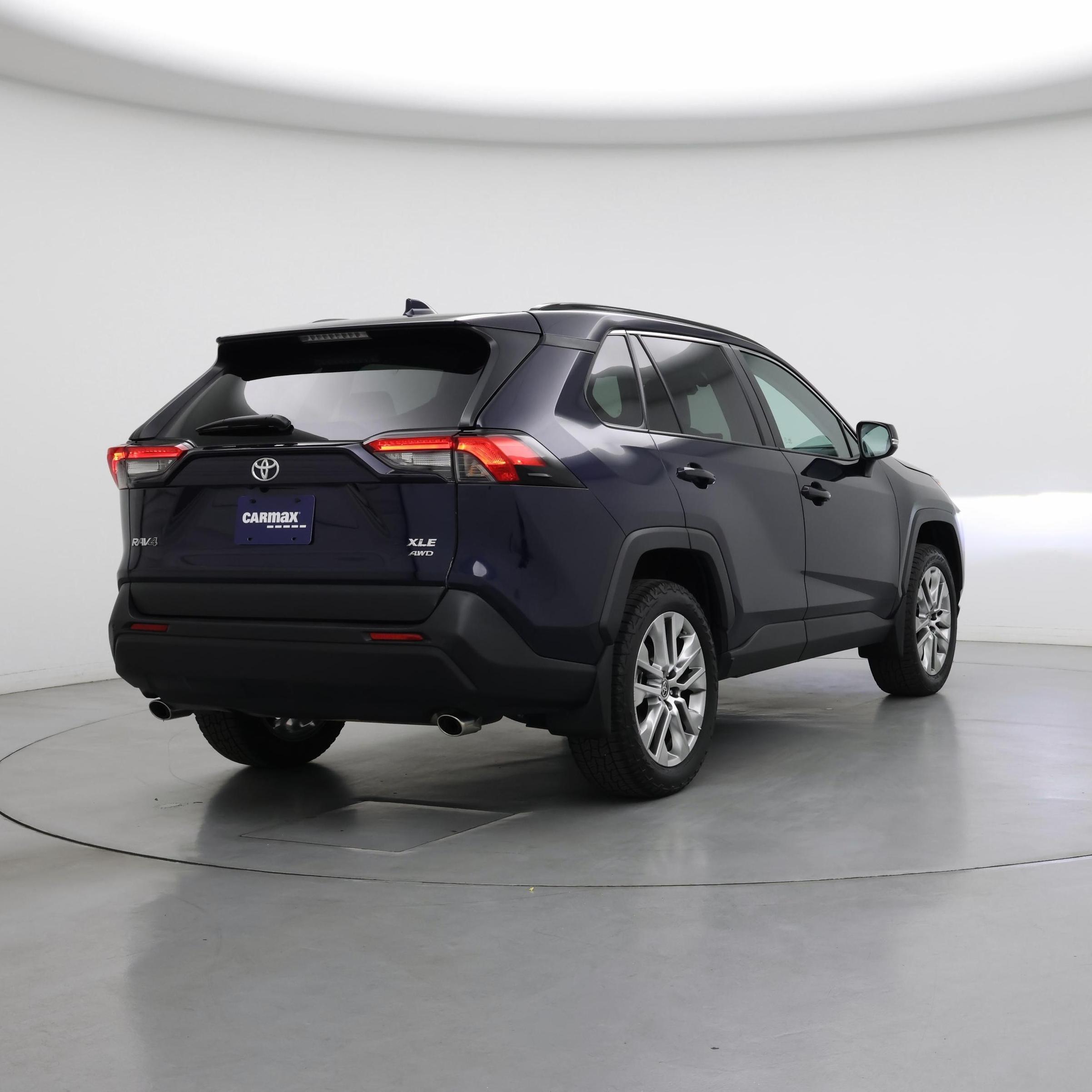 Thumbnail: 2023 Toyota RAV4 - 8