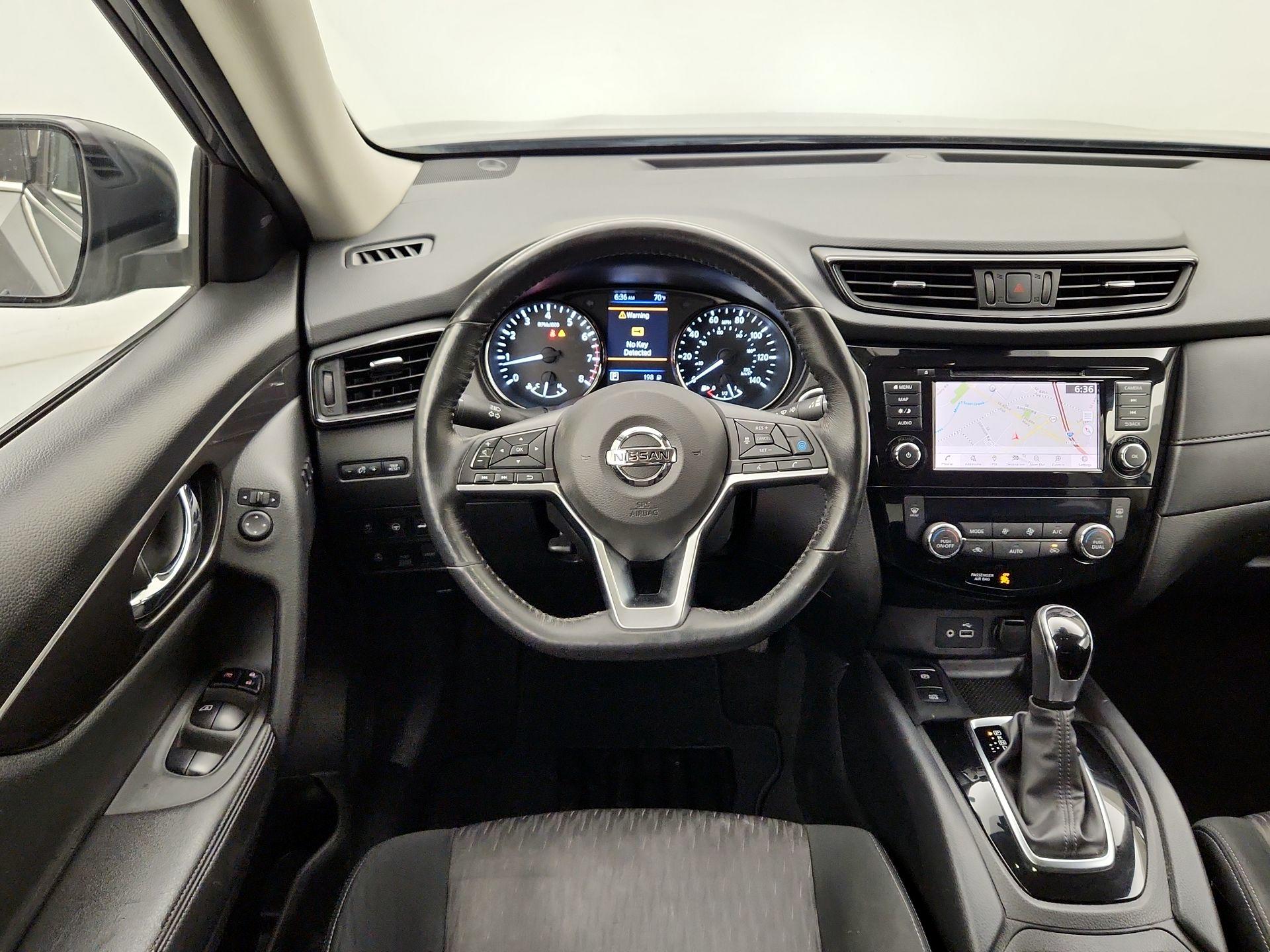 Thumbnail: 2019 Nissan Rogue - 10