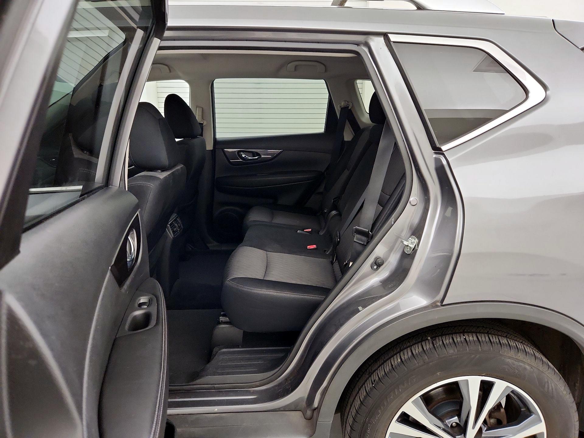 Thumbnail: 2019 Nissan Rogue - 20