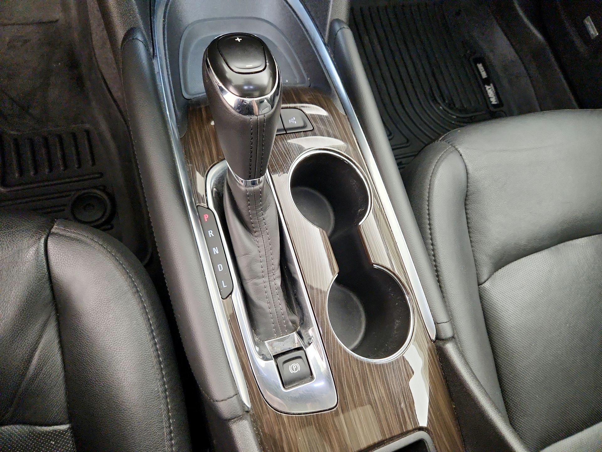 Thumbnail: 2016 Chevrolet Malibu - 18
