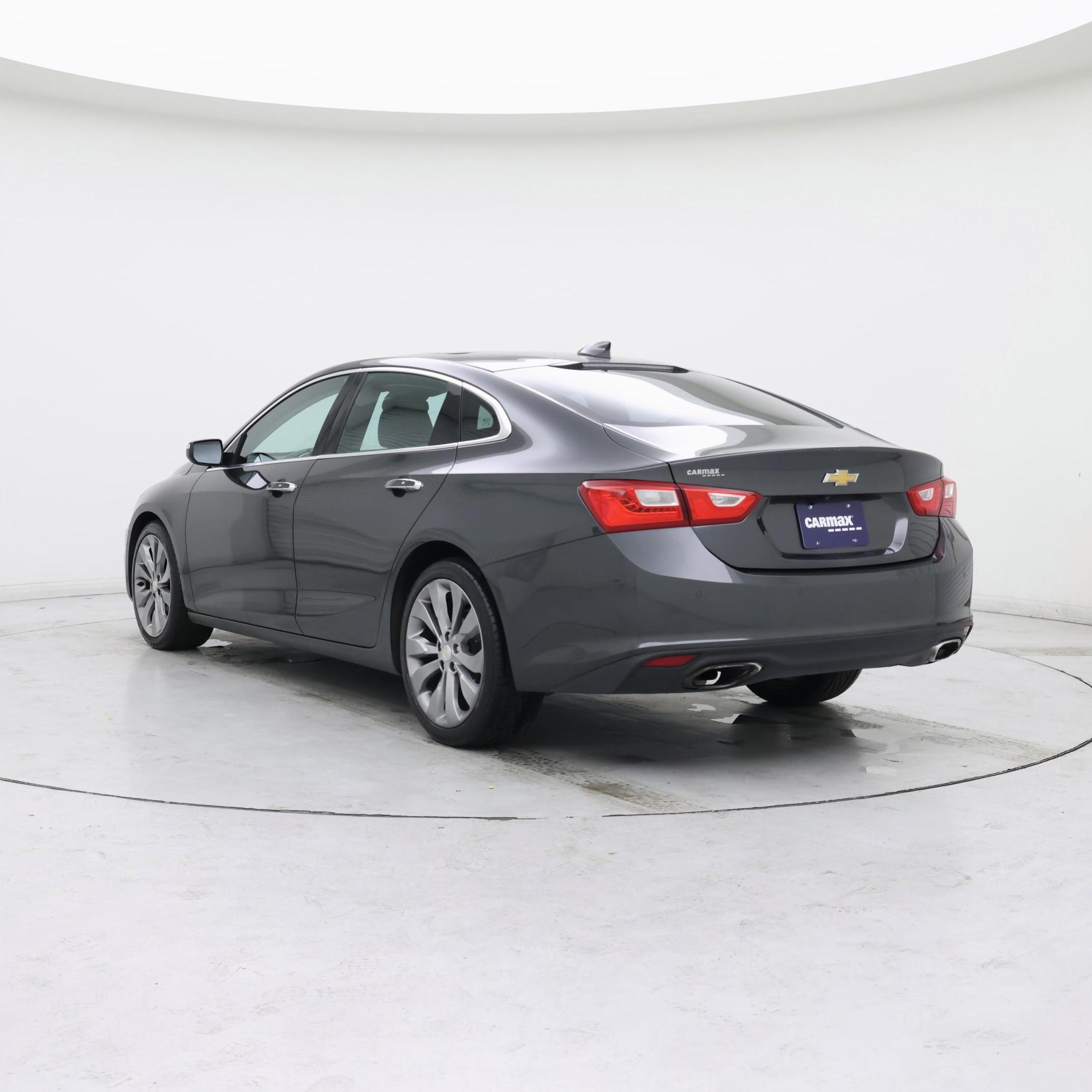 Thumbnail: 2016 Chevrolet Malibu - 2