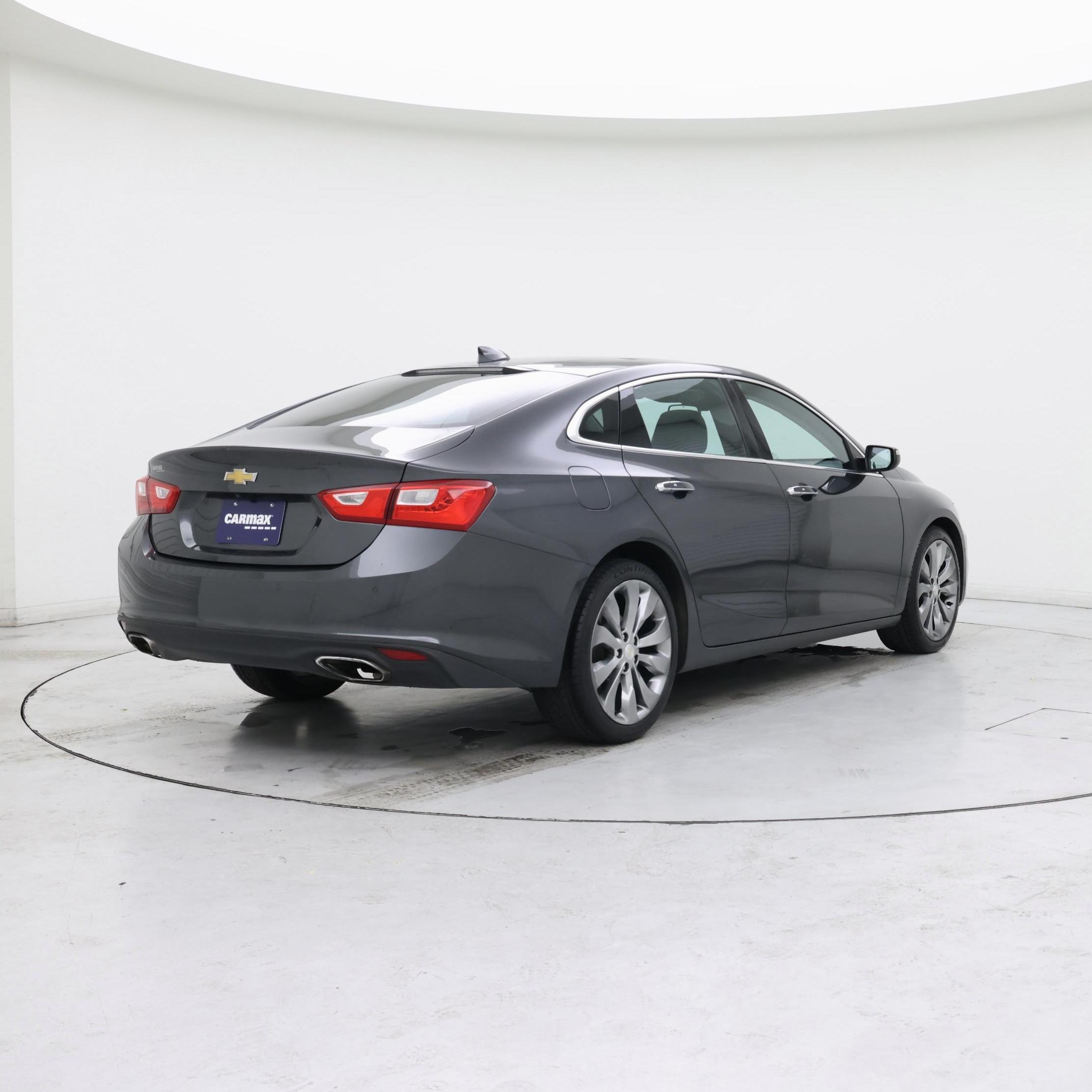 Thumbnail: 2016 Chevrolet Malibu - 8