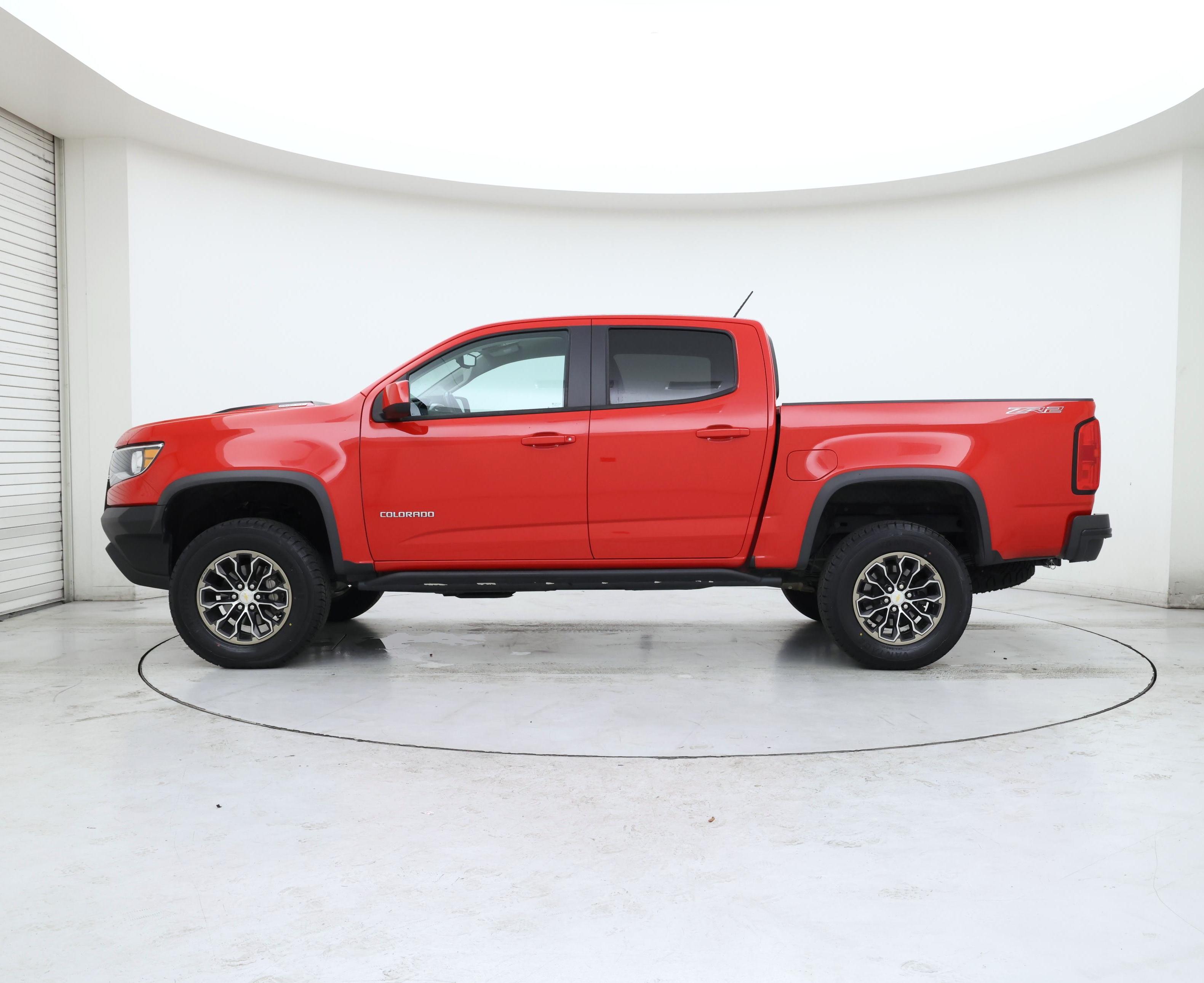 Thumbnail: 2018 Chevrolet Colorado - 3