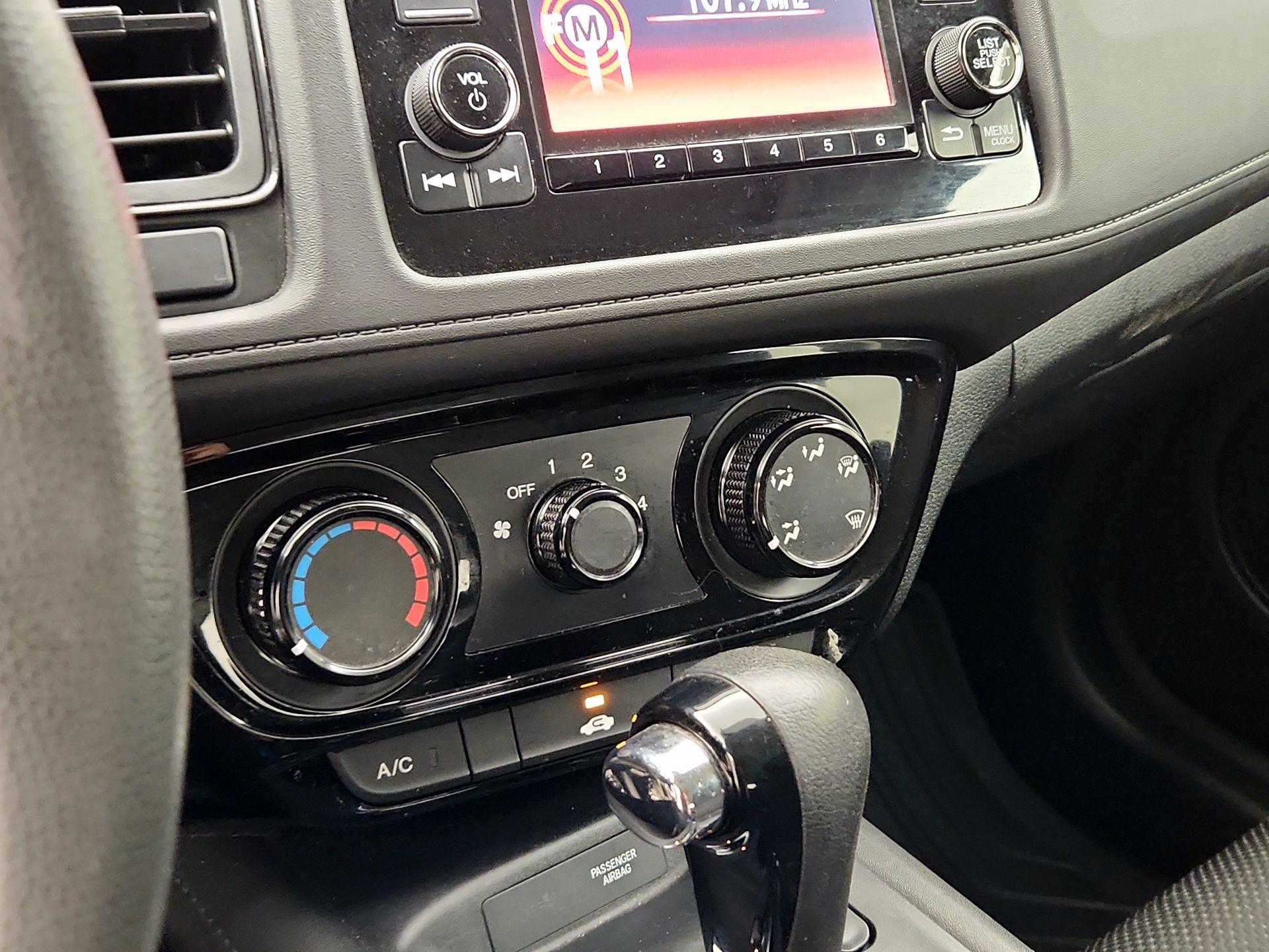Thumbnail: 2018 Honda HR-V - 16