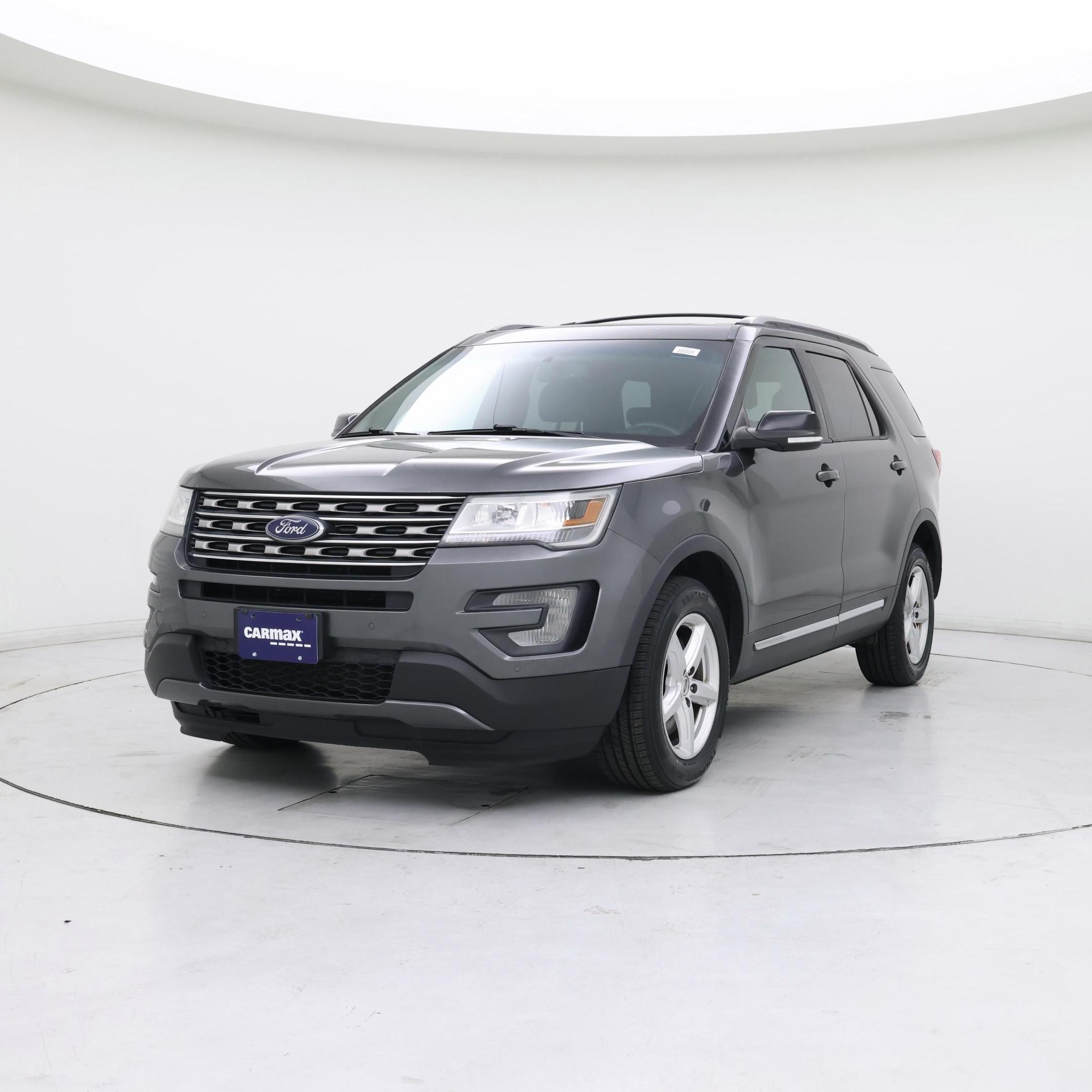 Thumbnail: 2016 Ford Explorer - 4