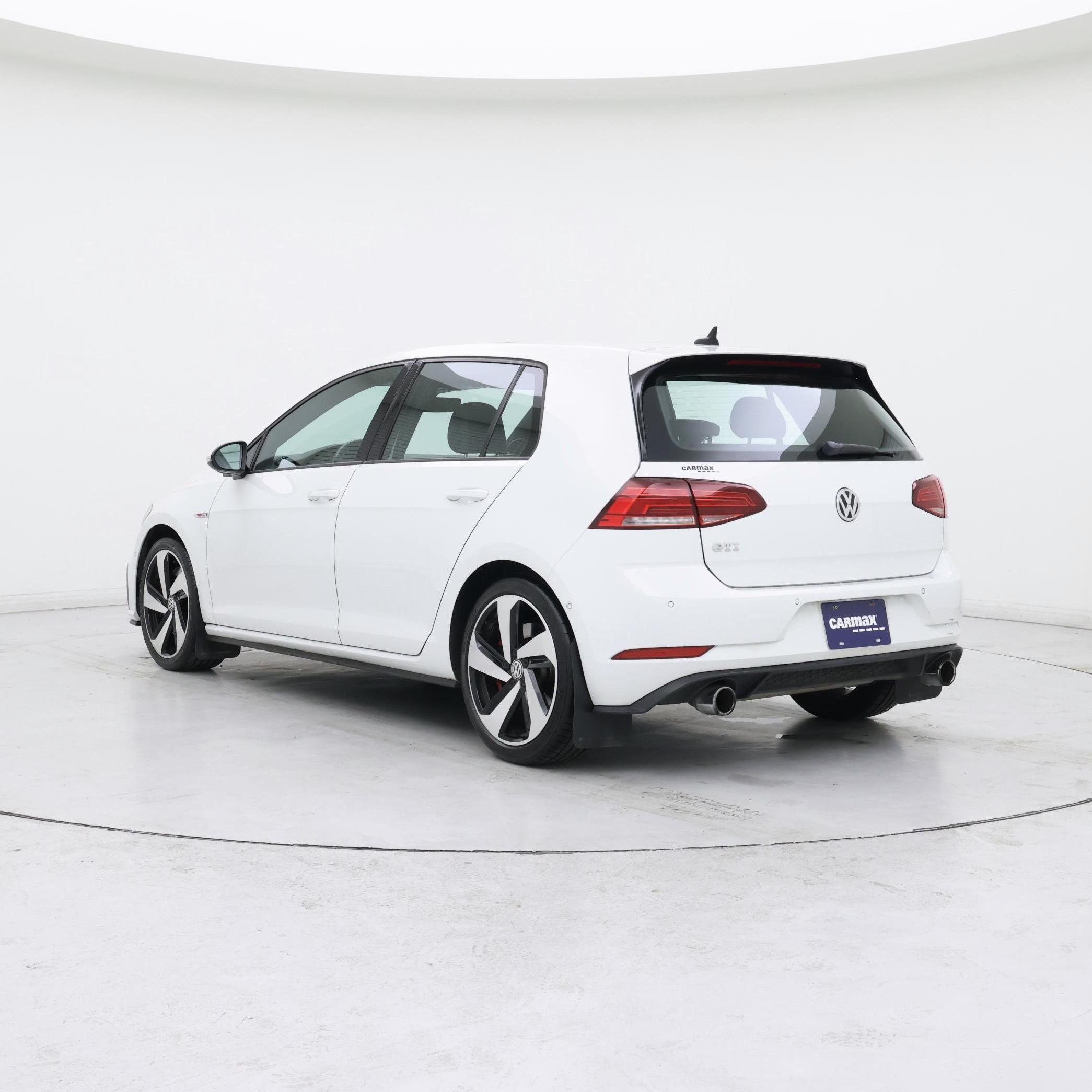 Thumbnail: 2018 Volkswagen Golf - 2