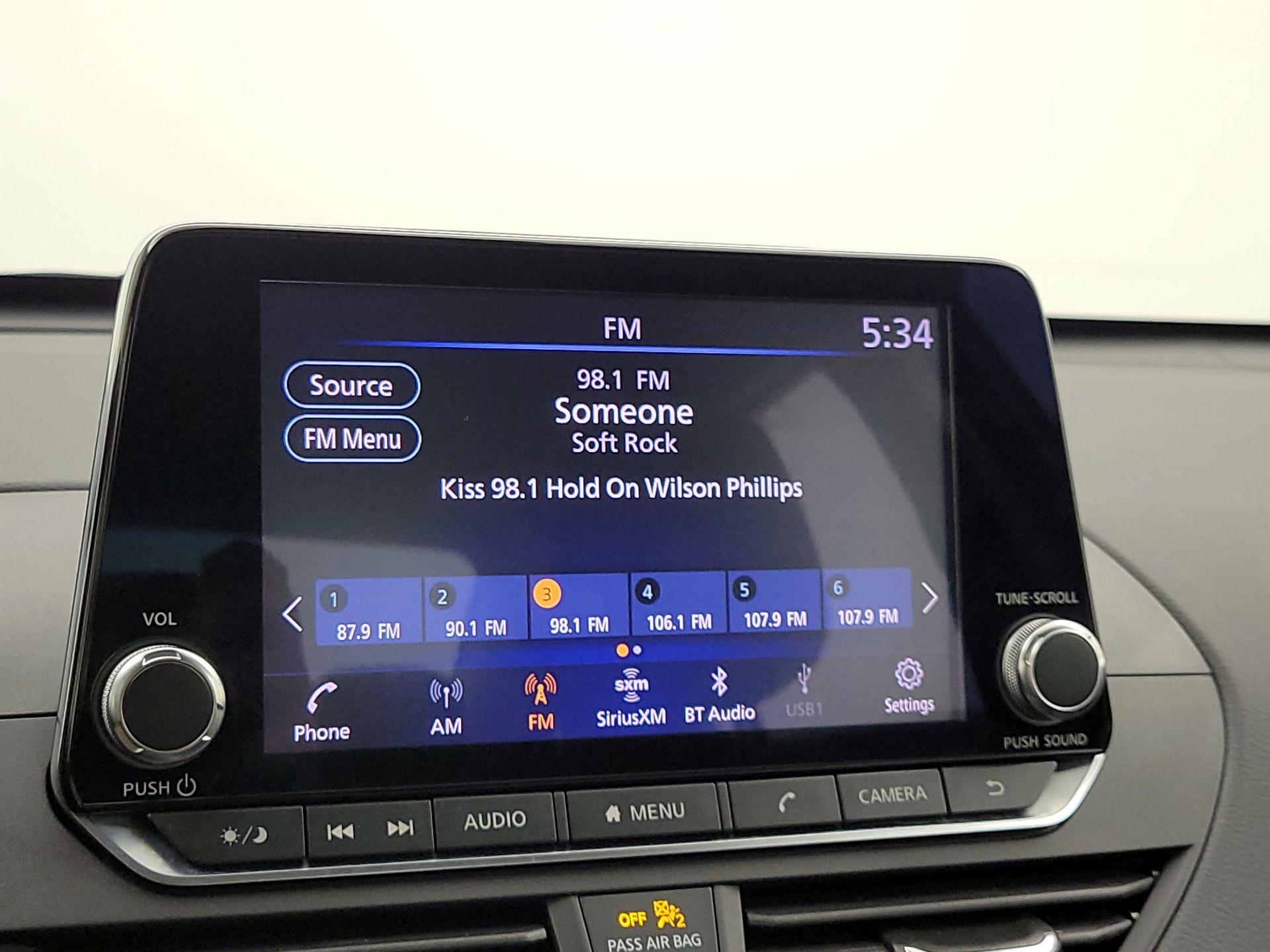 Thumbnail: 2020 Nissan Altima - 15