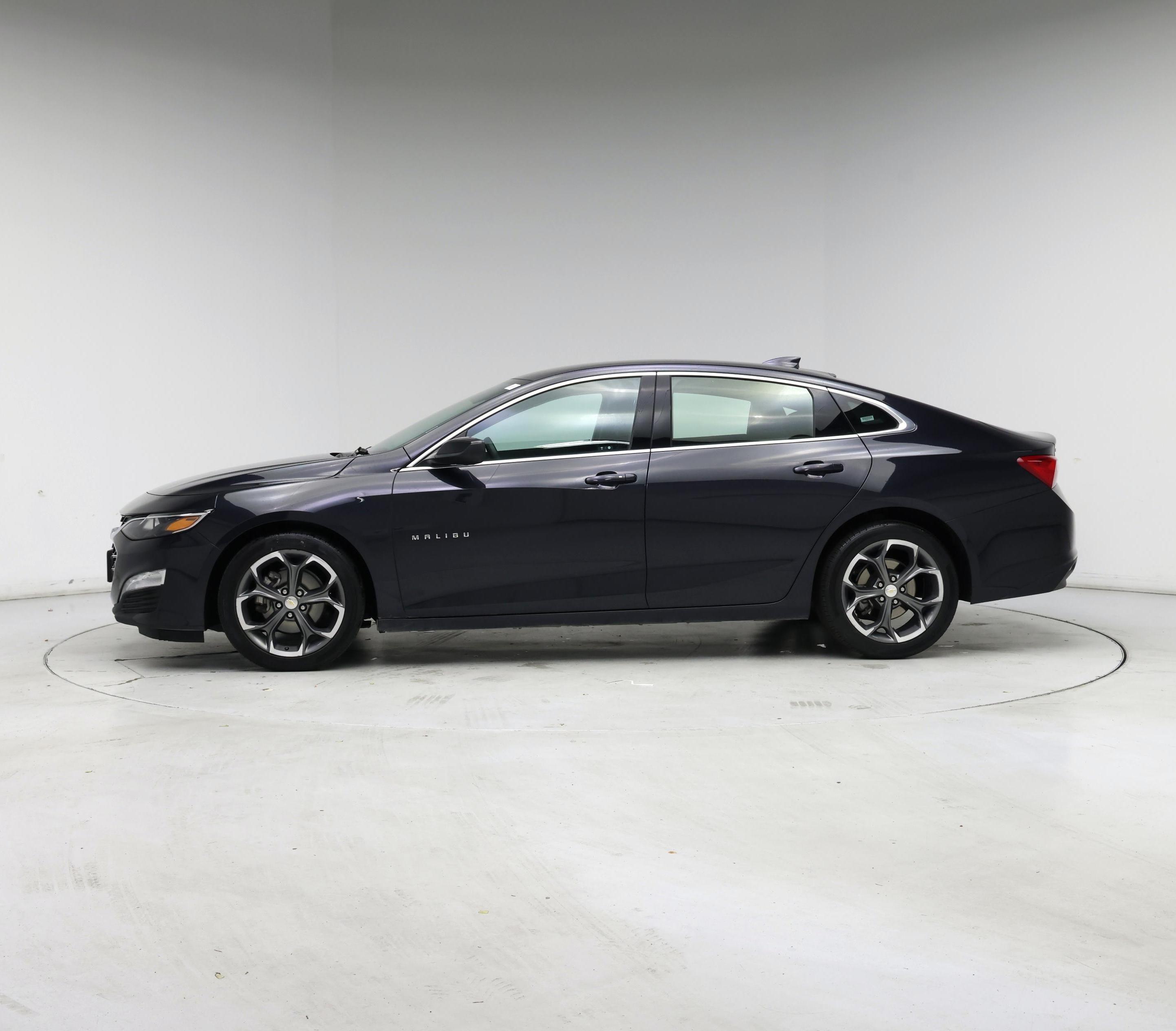 Thumbnail: 2023 Chevrolet Malibu - 3