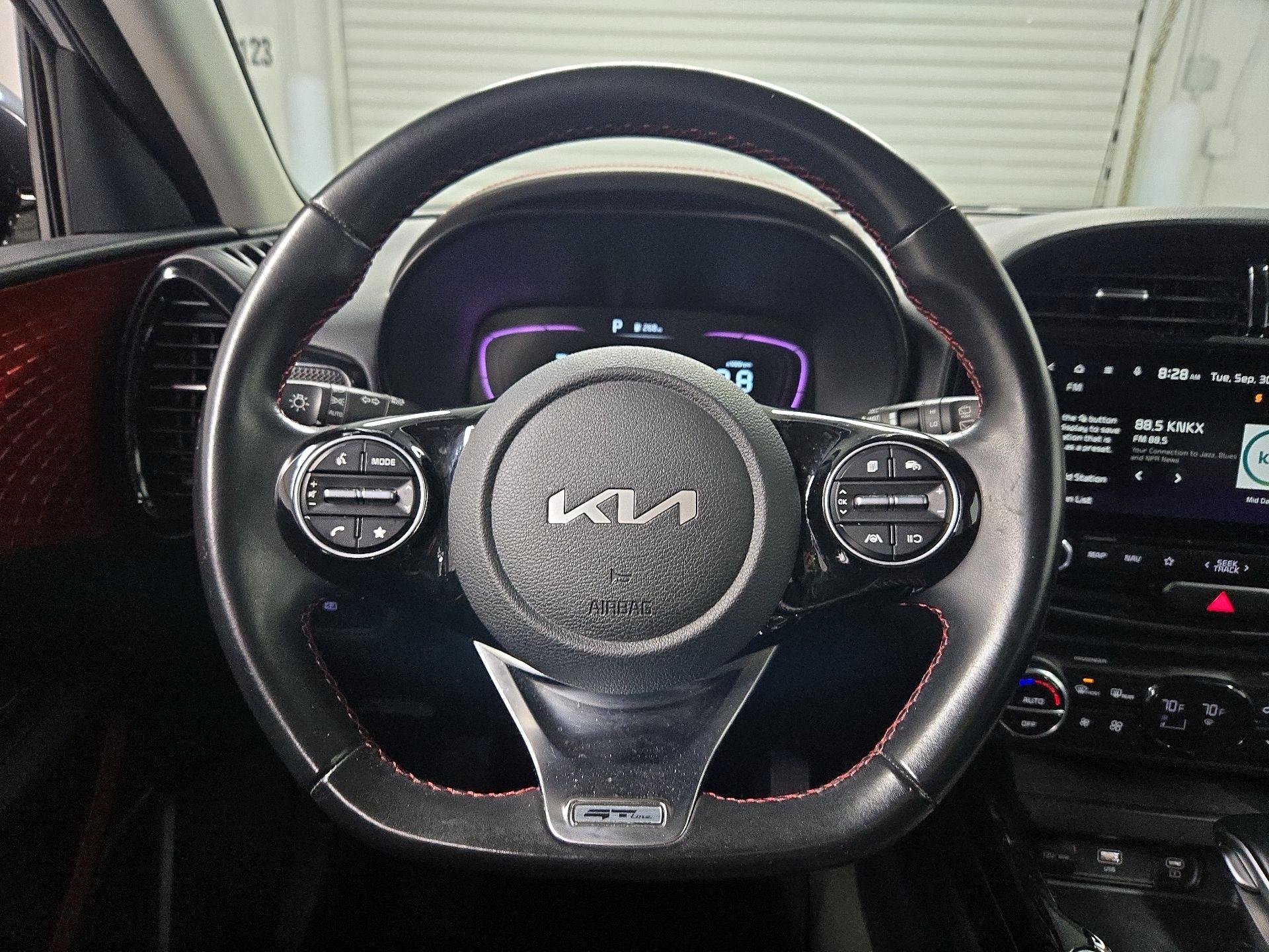 Thumbnail: 2023 Kia Soul - 10