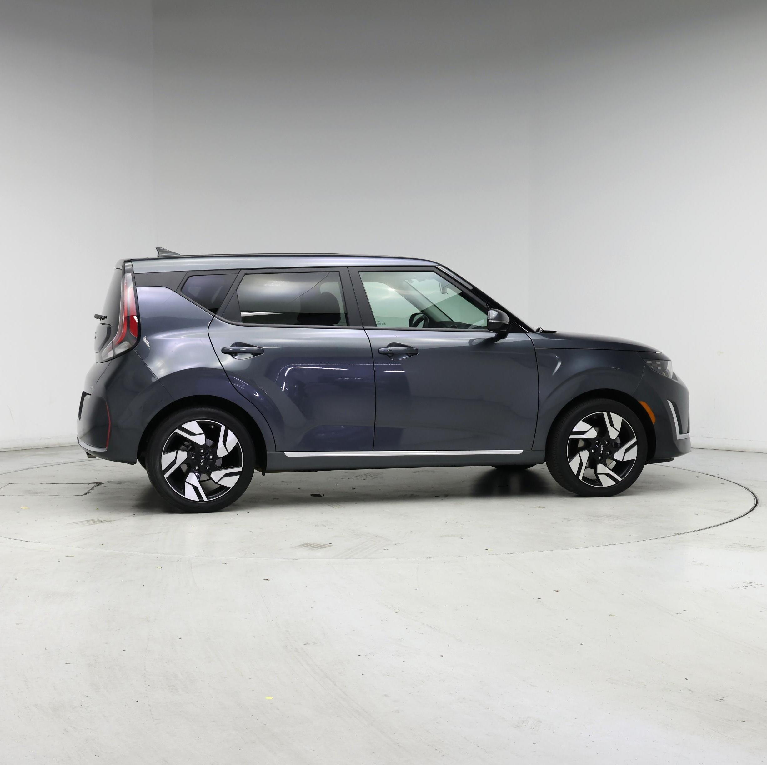 Thumbnail: 2023 Kia Soul - 7