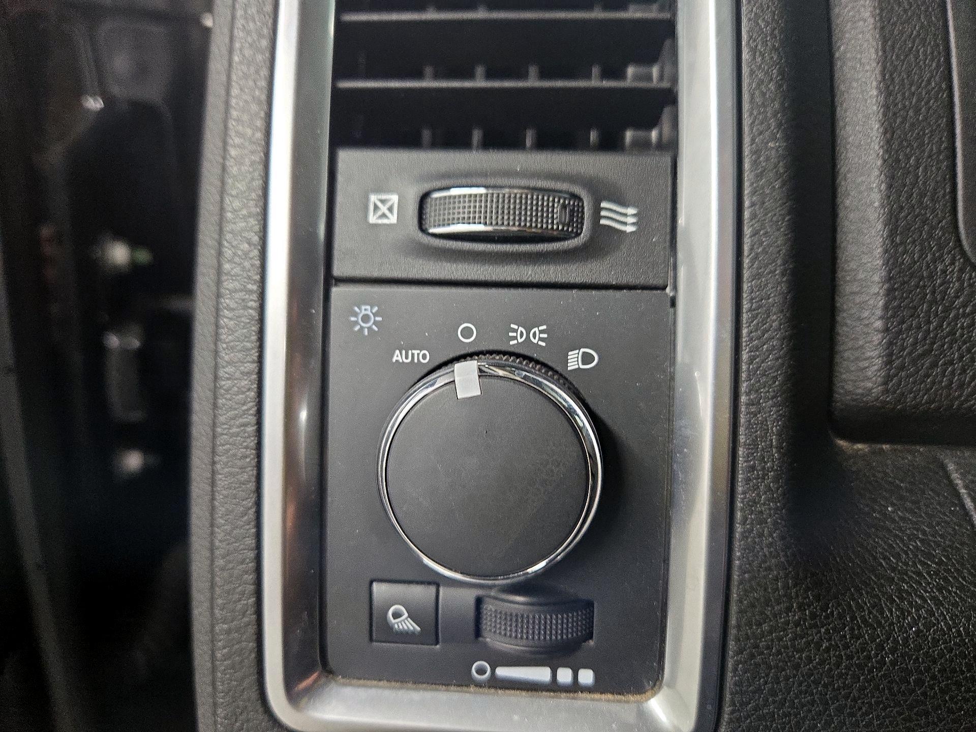 Thumbnail: 2023 RAM 1500 Classic - 13