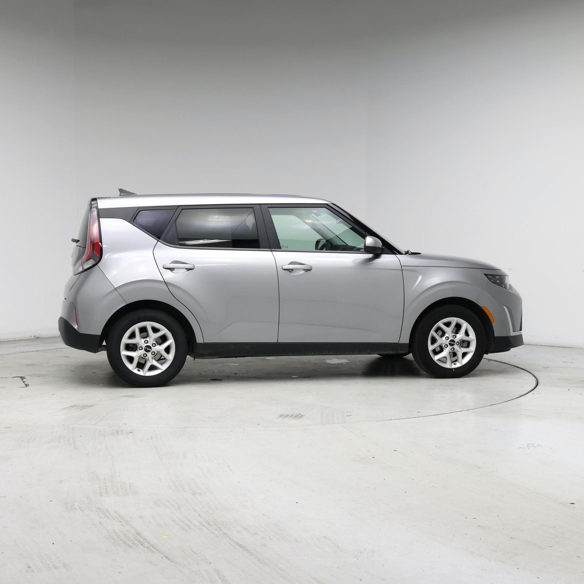 Thumbnail: 2023 Kia Soul - 7