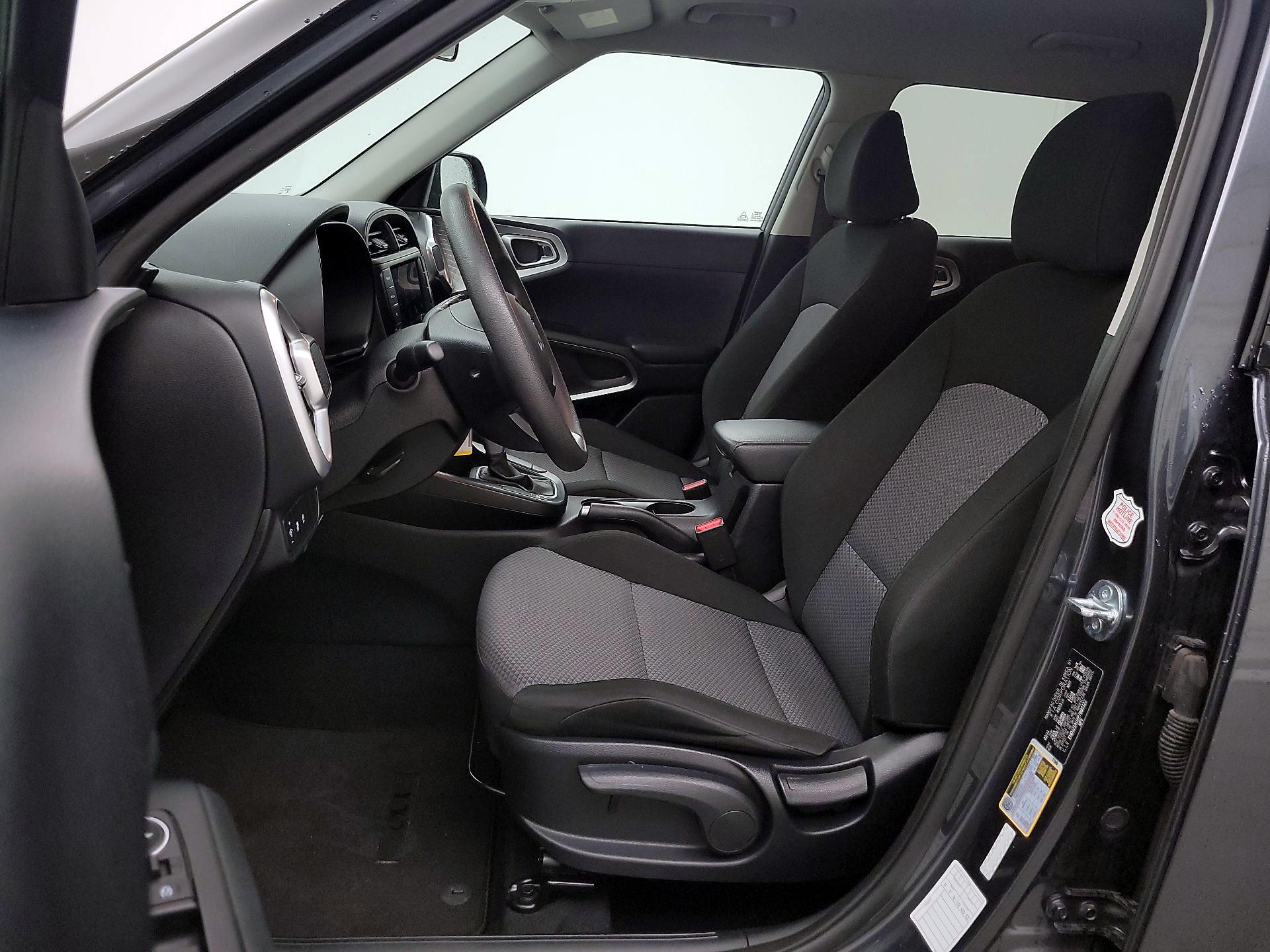 Thumbnail: 2023 Kia Soul - 11