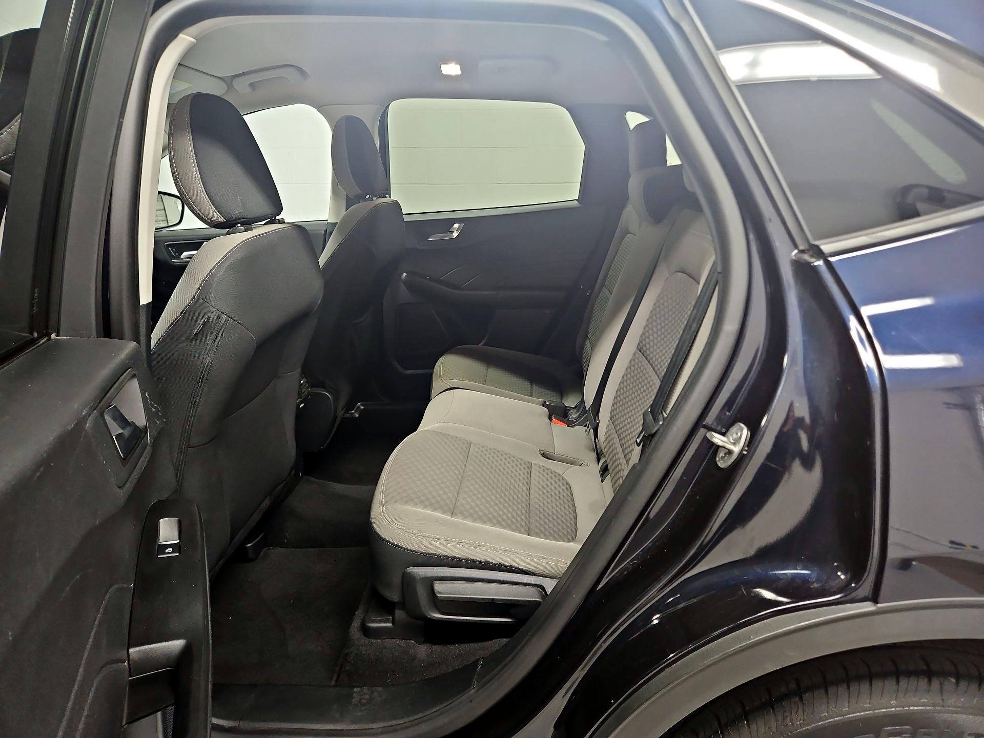 Thumbnail: 2021 Ford Escape - 20