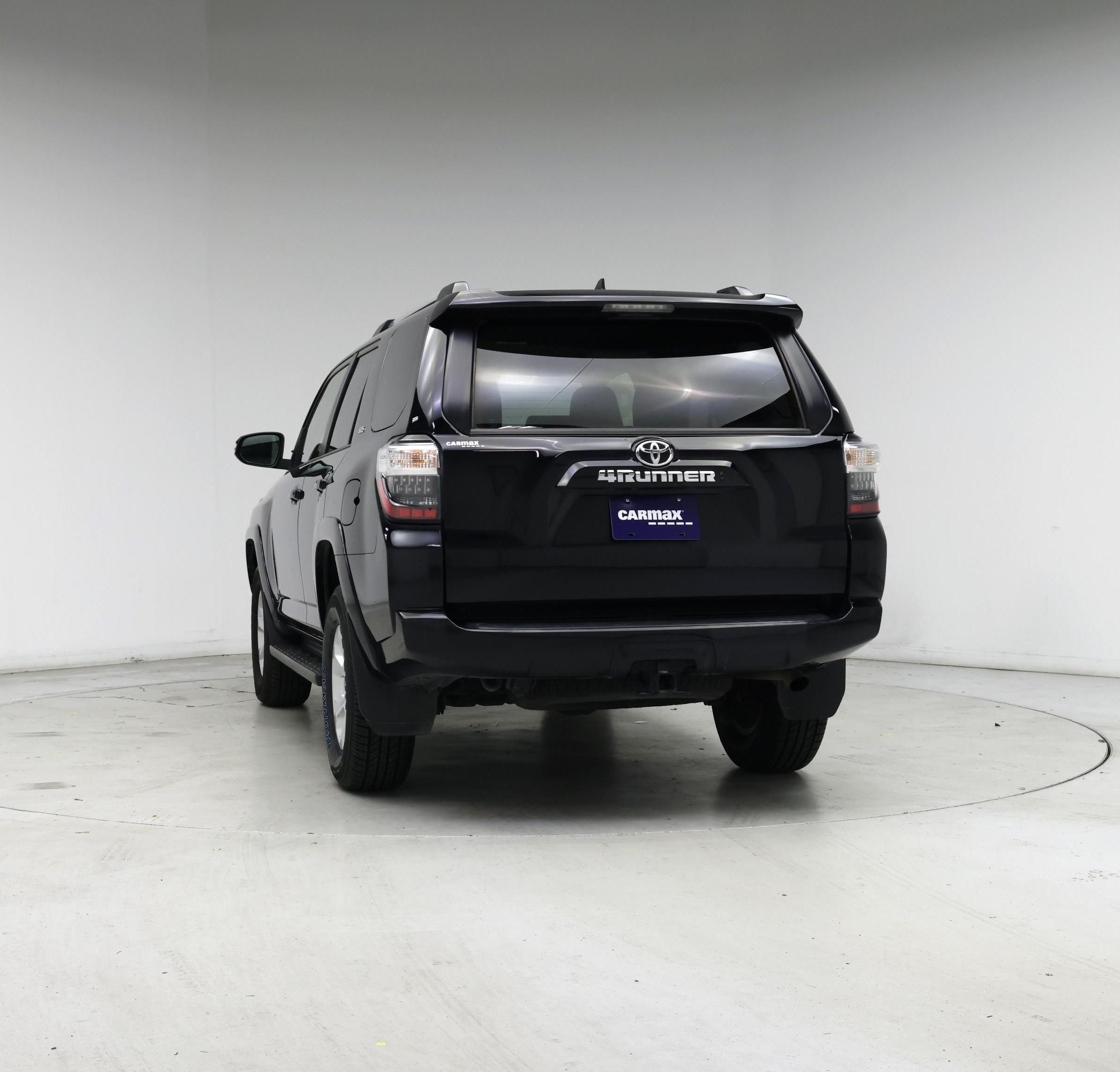 Thumbnail: 2024 Toyota 4Runner - 6