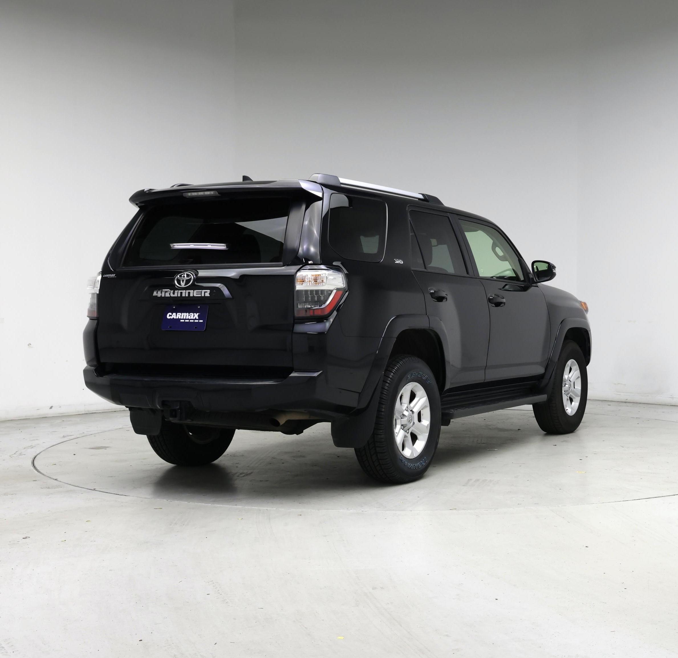 Thumbnail: 2024 Toyota 4Runner - 8