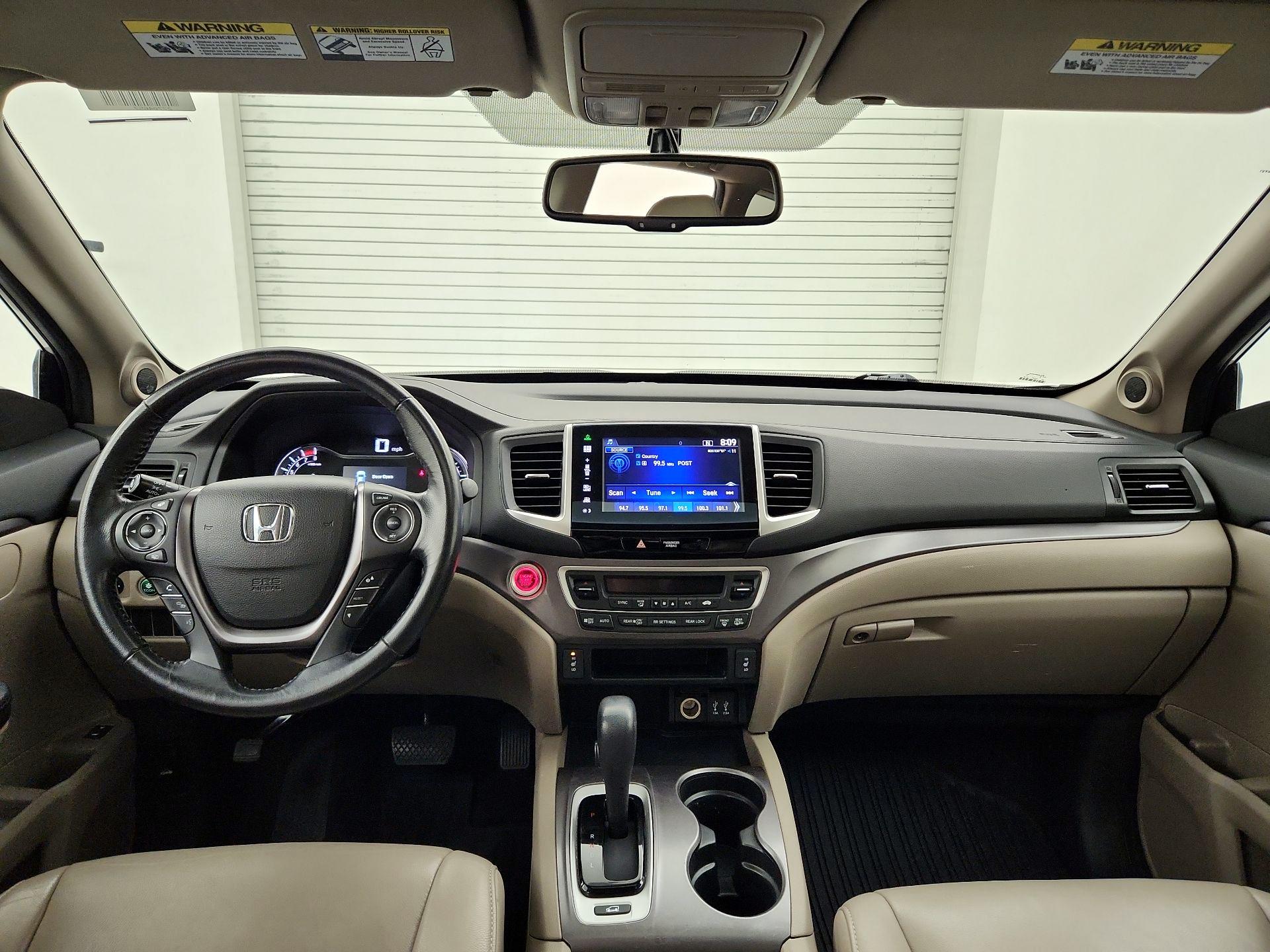Thumbnail: 2016 Honda Pilot - 9
