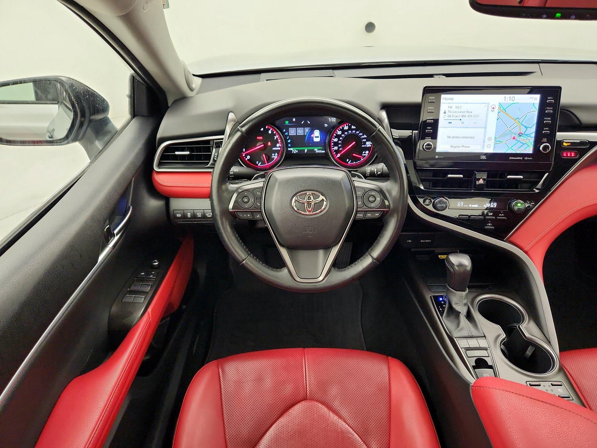 Thumbnail: 2022 Toyota Camry - 10