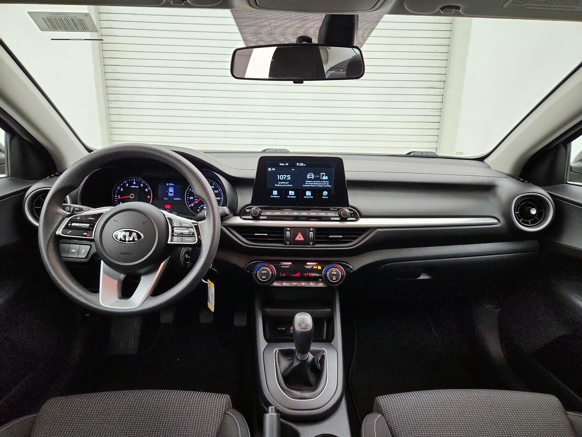Thumbnail: 2019 Kia Forte - 9