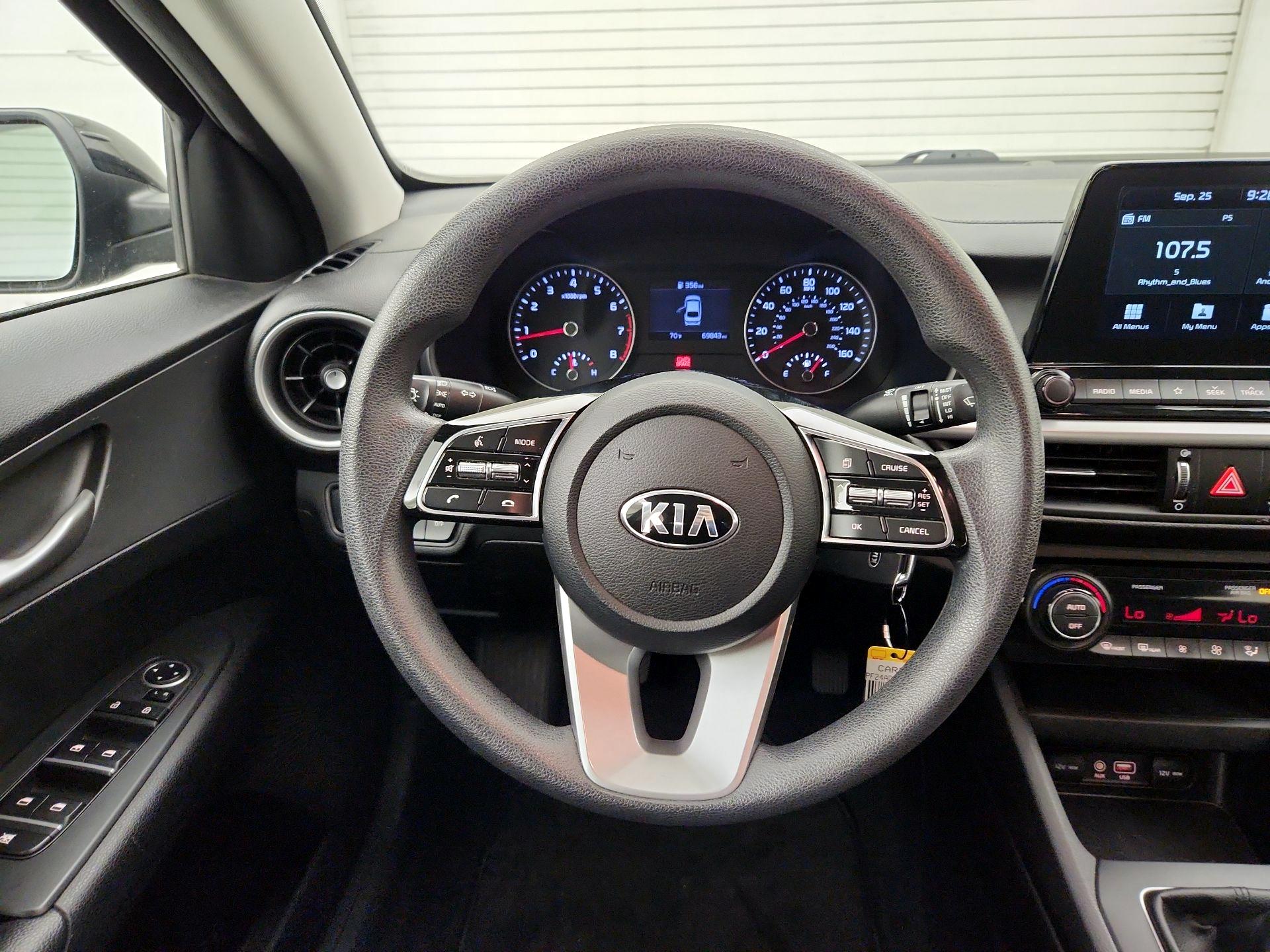 Thumbnail: 2019 Kia Forte - 10