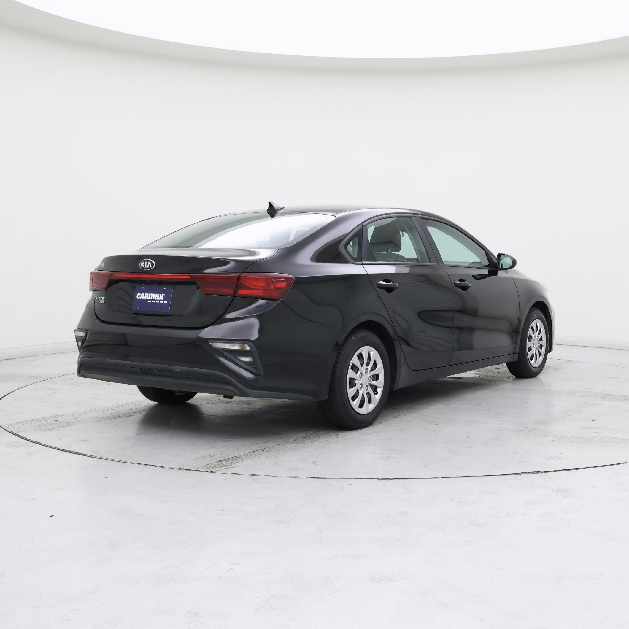 Thumbnail: 2019 Kia Forte - 8