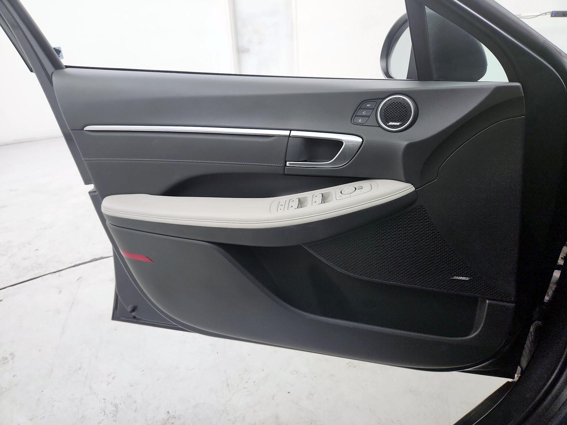 Thumbnail: 2022 Hyundai Sonata - 12