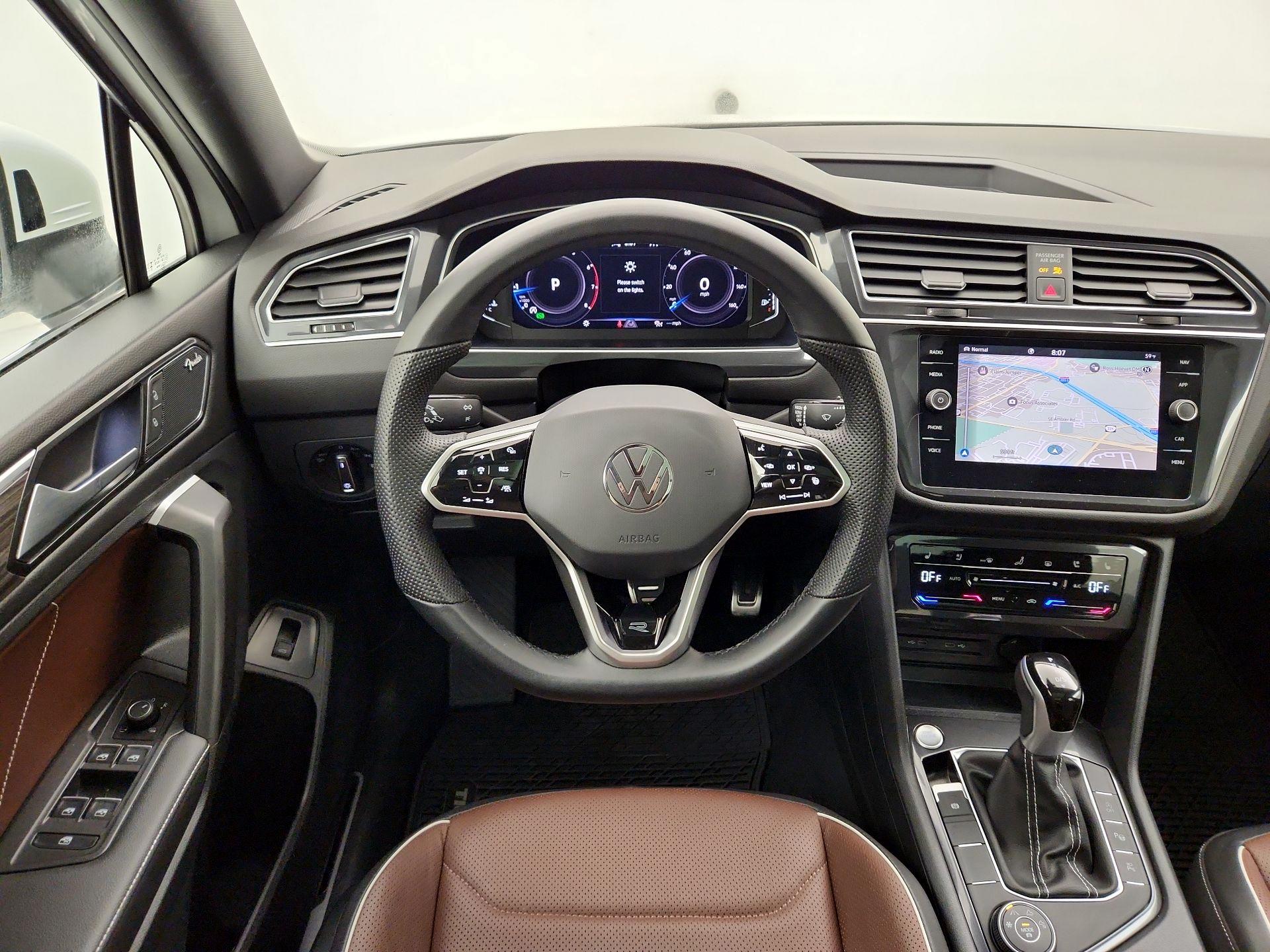 Thumbnail: 2024 Volkswagen Tiguan - 10