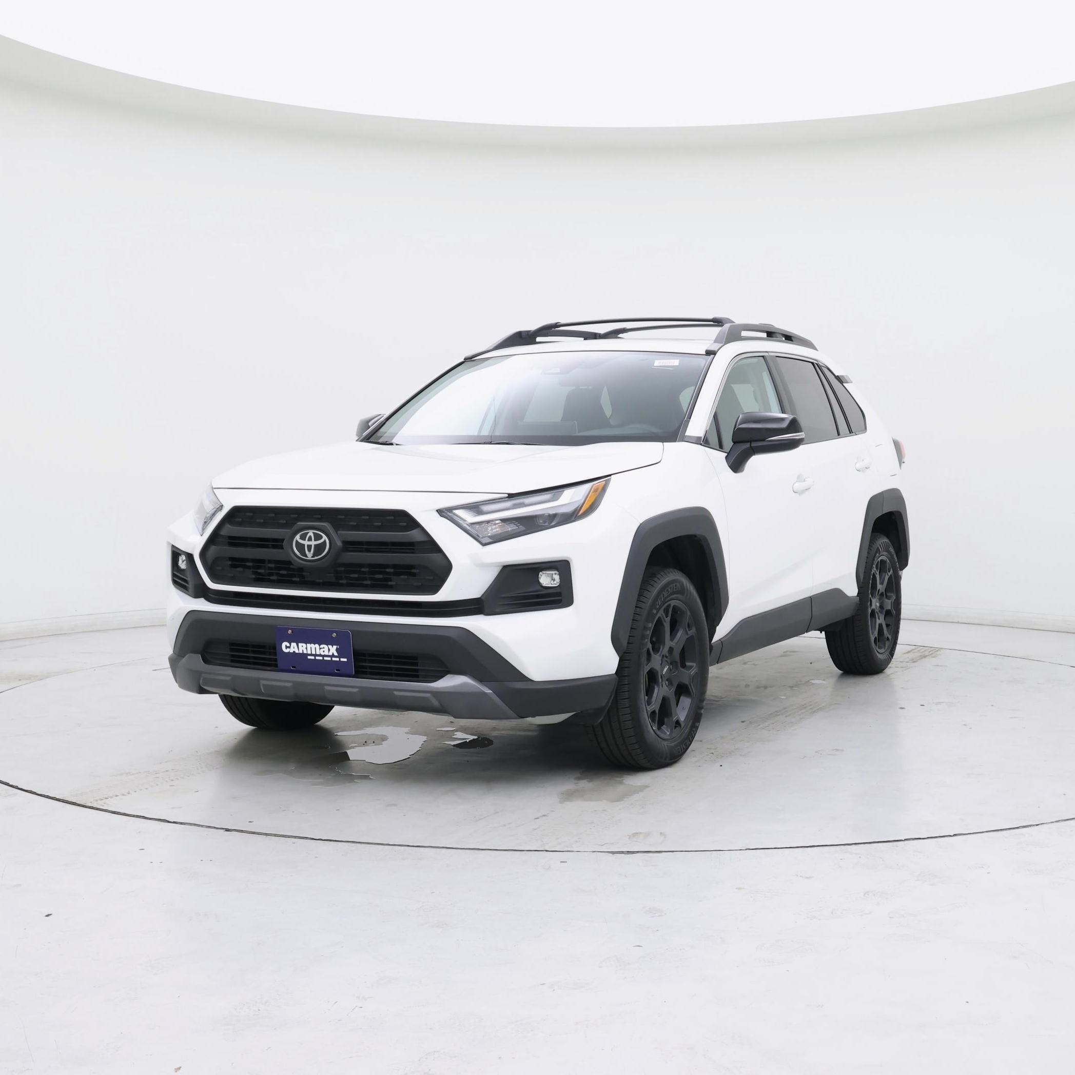 Thumbnail: 2022 Toyota RAV4 - 4