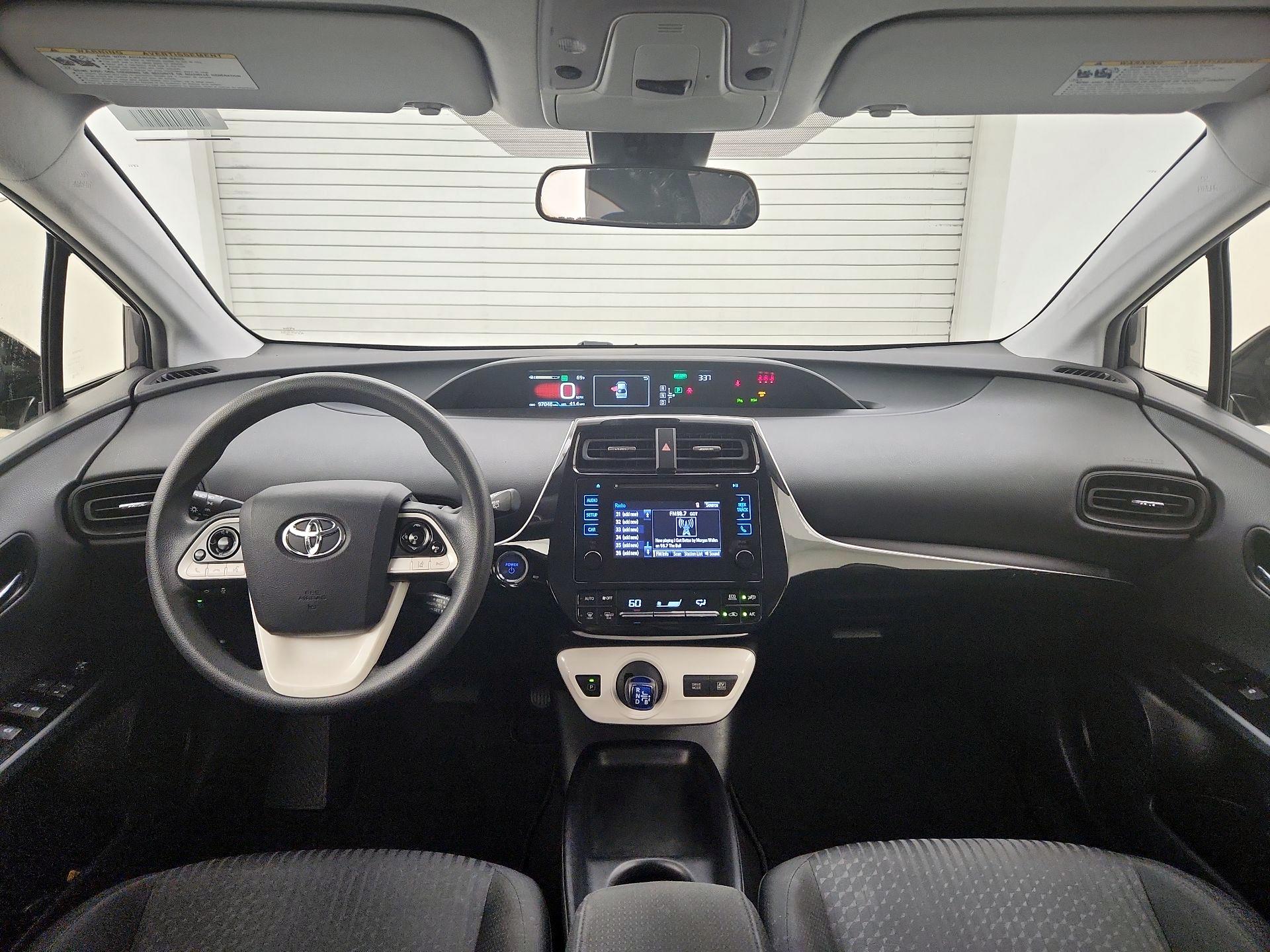 Thumbnail: 2017 Toyota Prius - 9