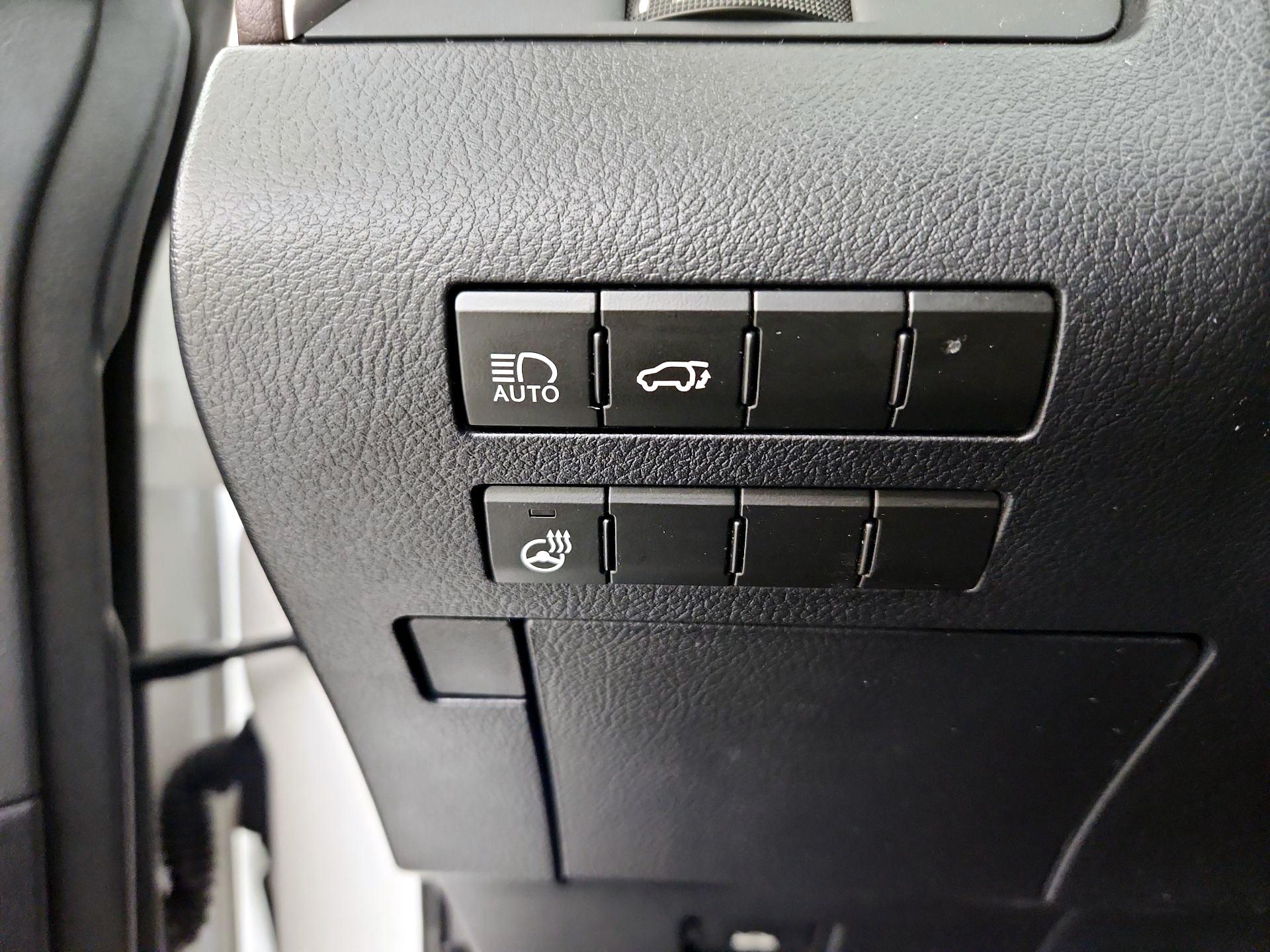 Thumbnail: 2016 Lexus RX - 13