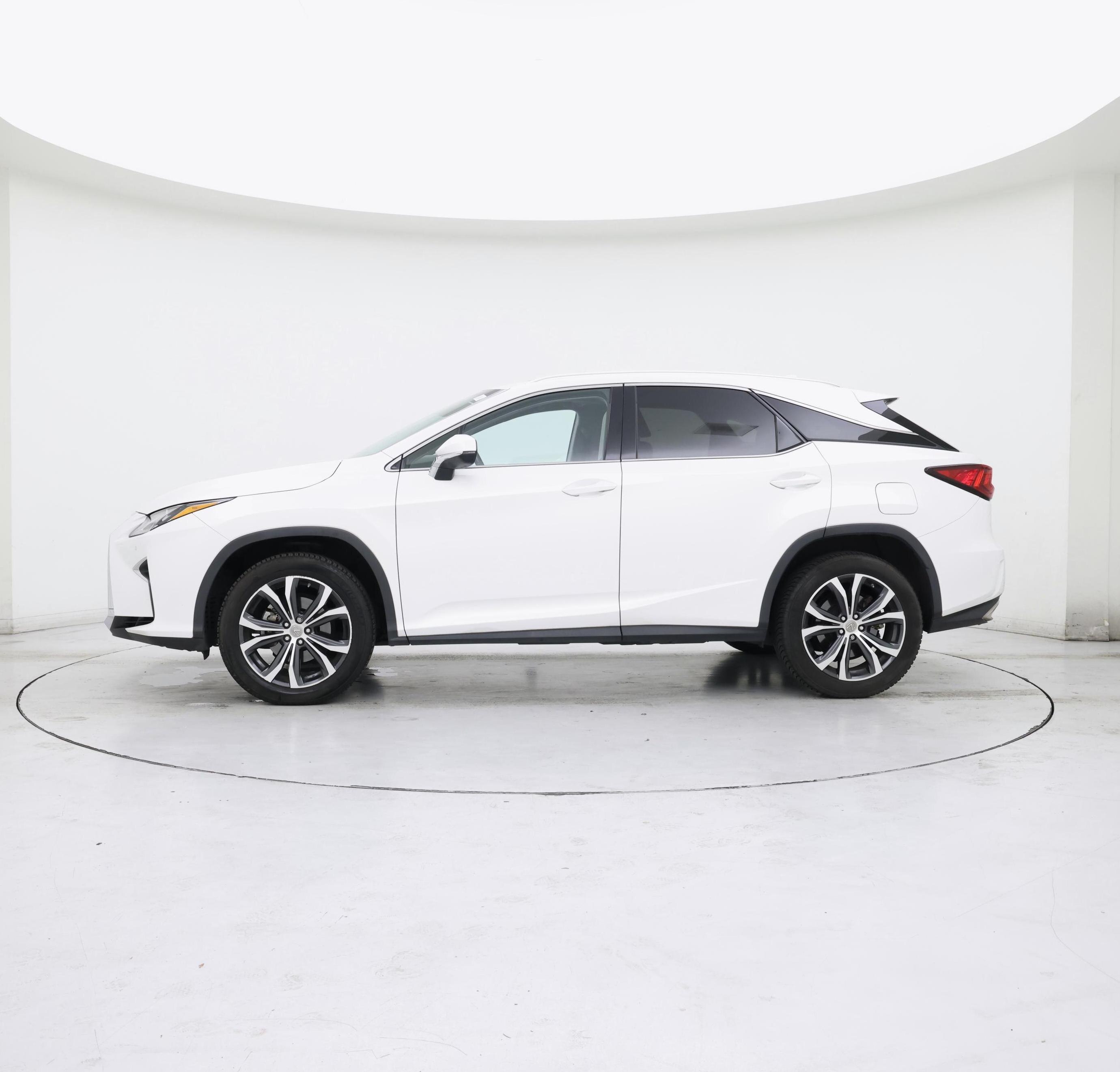Thumbnail: 2016 Lexus RX - 3