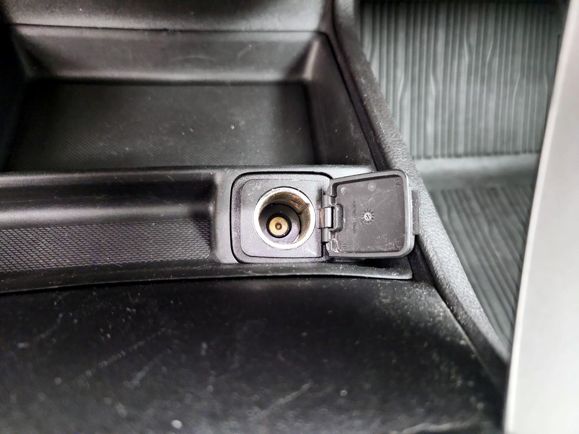 Thumbnail: 2016 Ford Fusion - 19