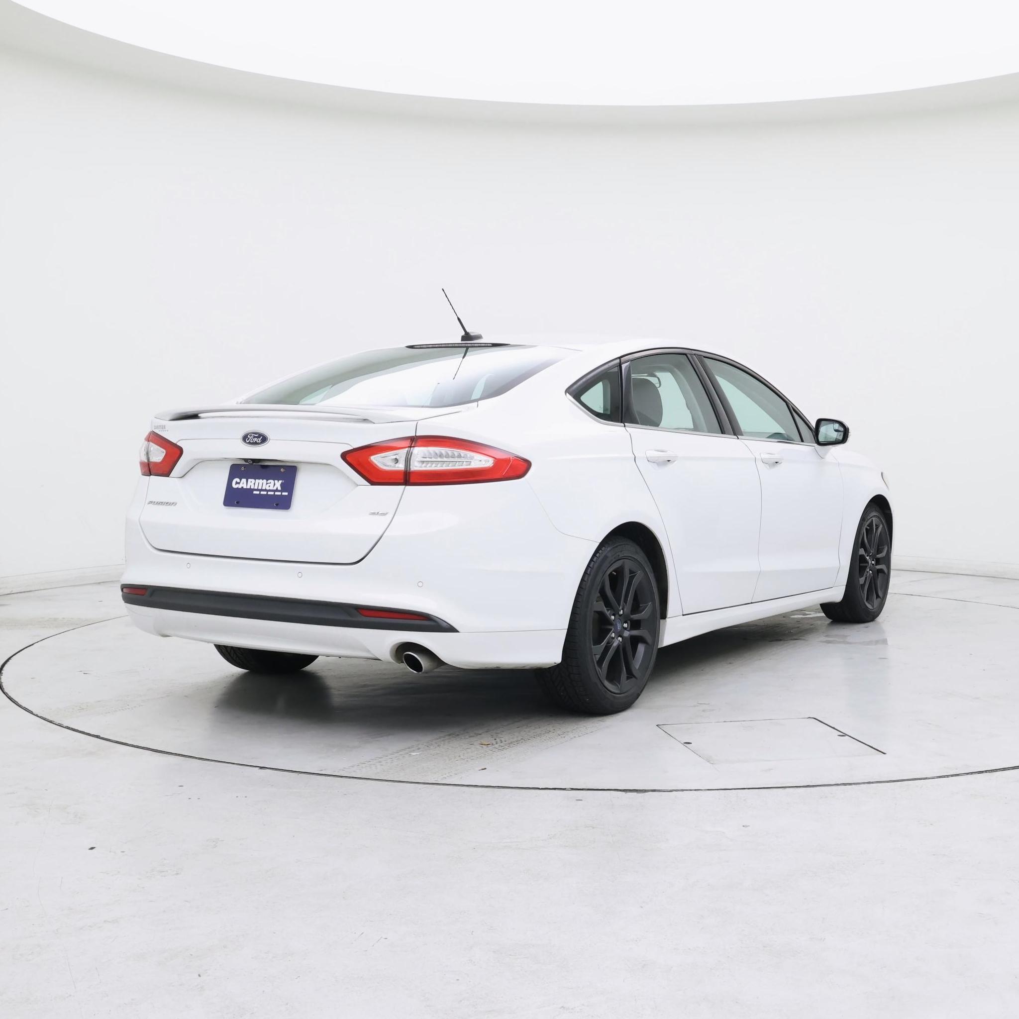 Thumbnail: 2016 Ford Fusion - 8