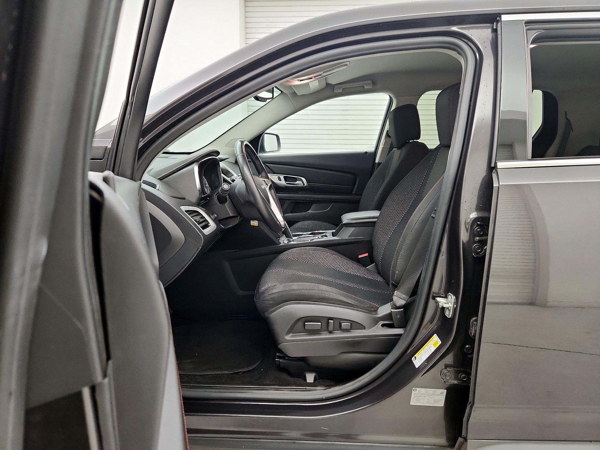 Thumbnail: 2015 GMC Terrain - 11