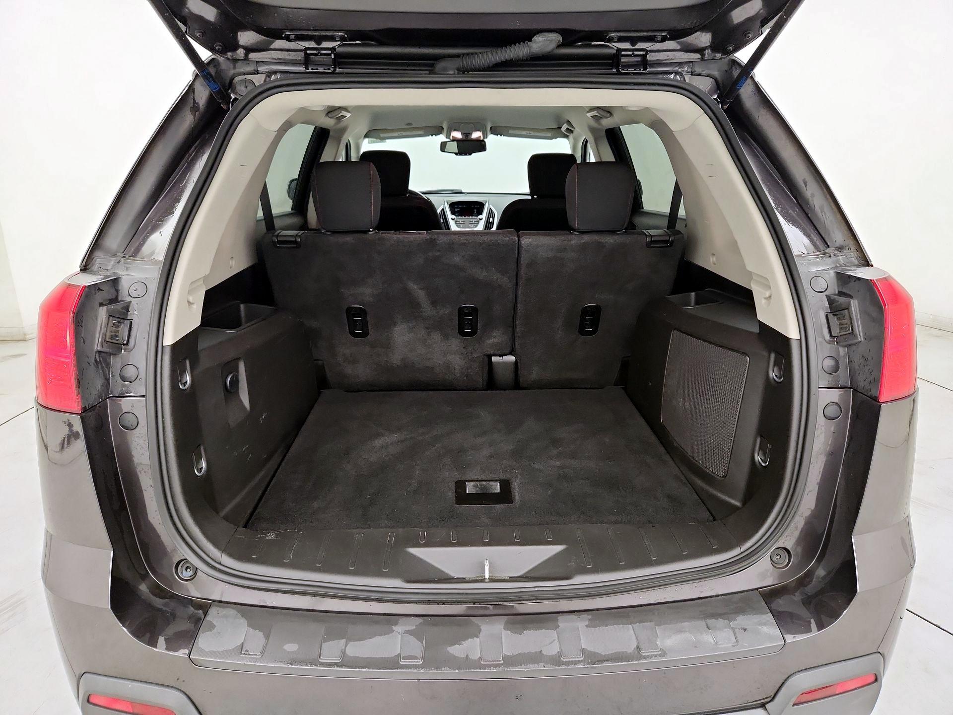 Thumbnail: 2015 GMC Terrain - 19