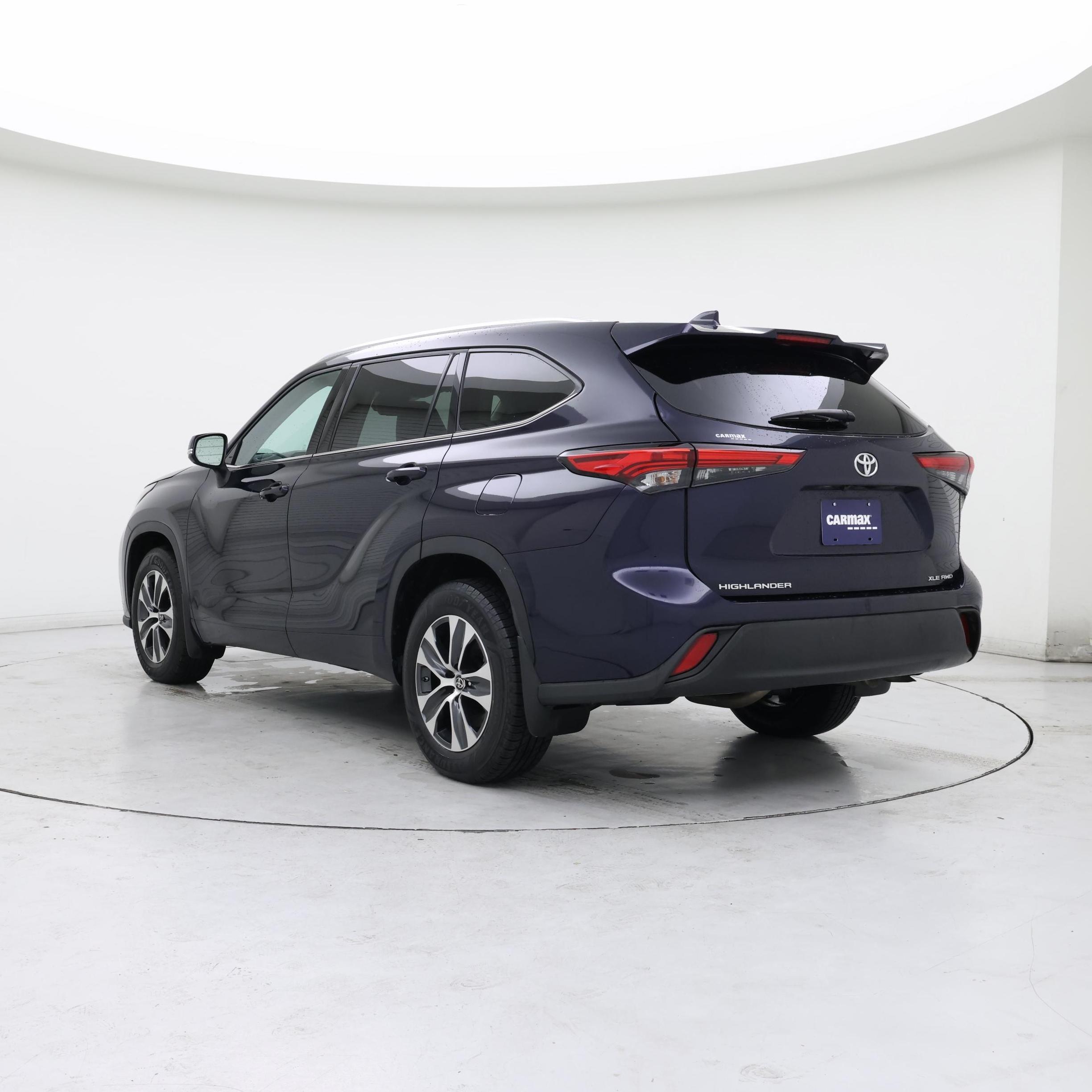Thumbnail: 2021 Toyota Highlander - 2