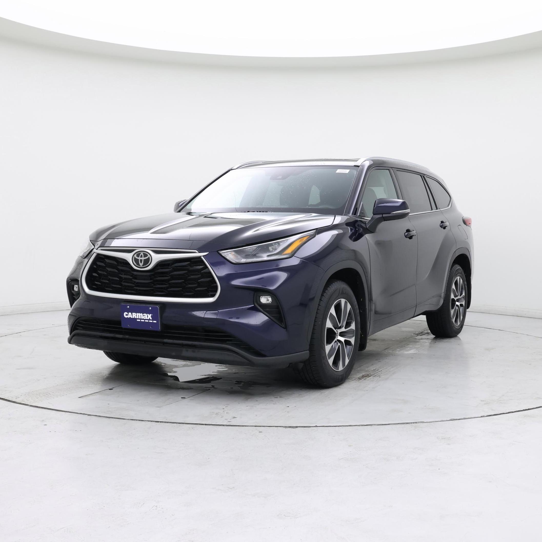 Thumbnail: 2021 Toyota Highlander - 4