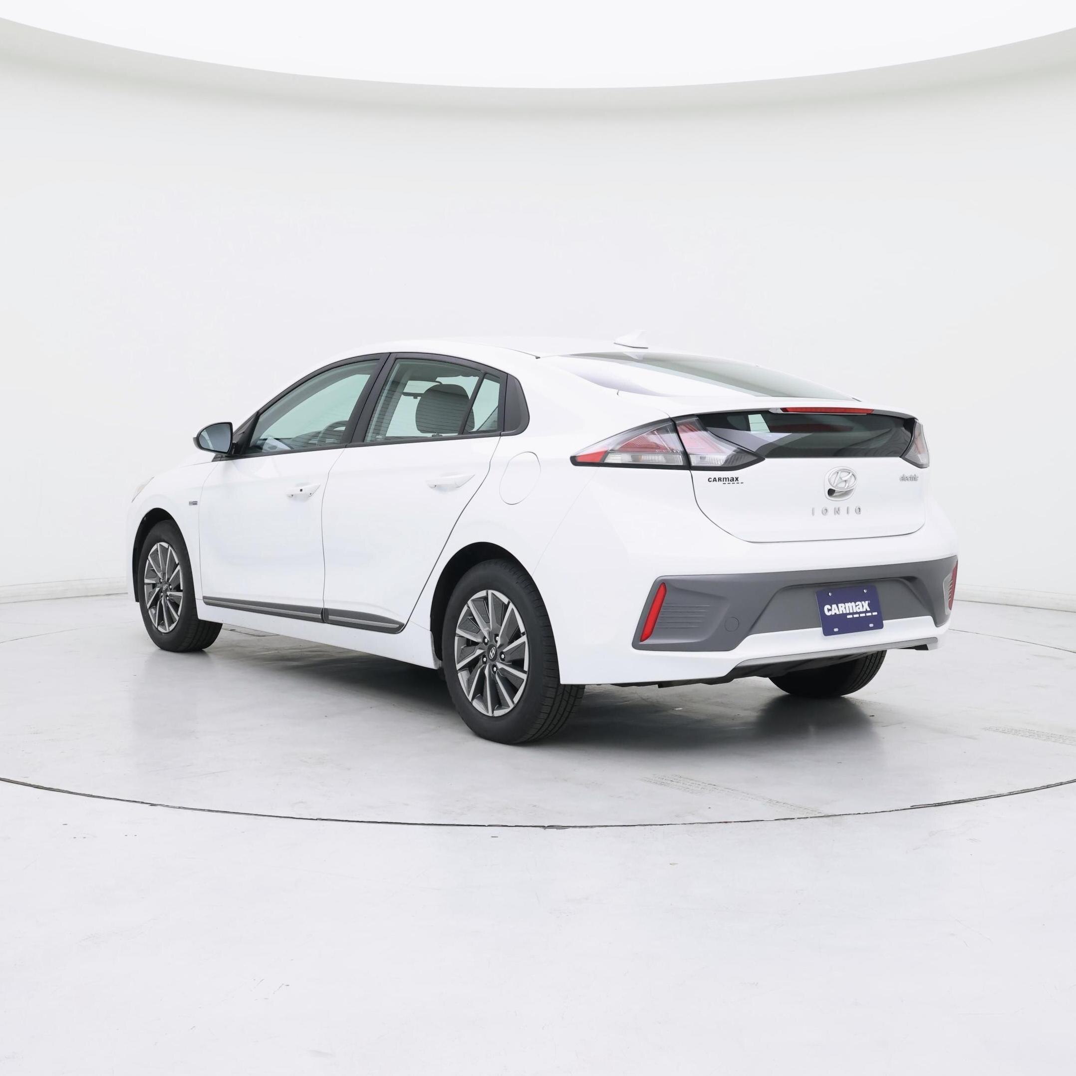 Thumbnail: 2020 Hyundai Ioniq - 2