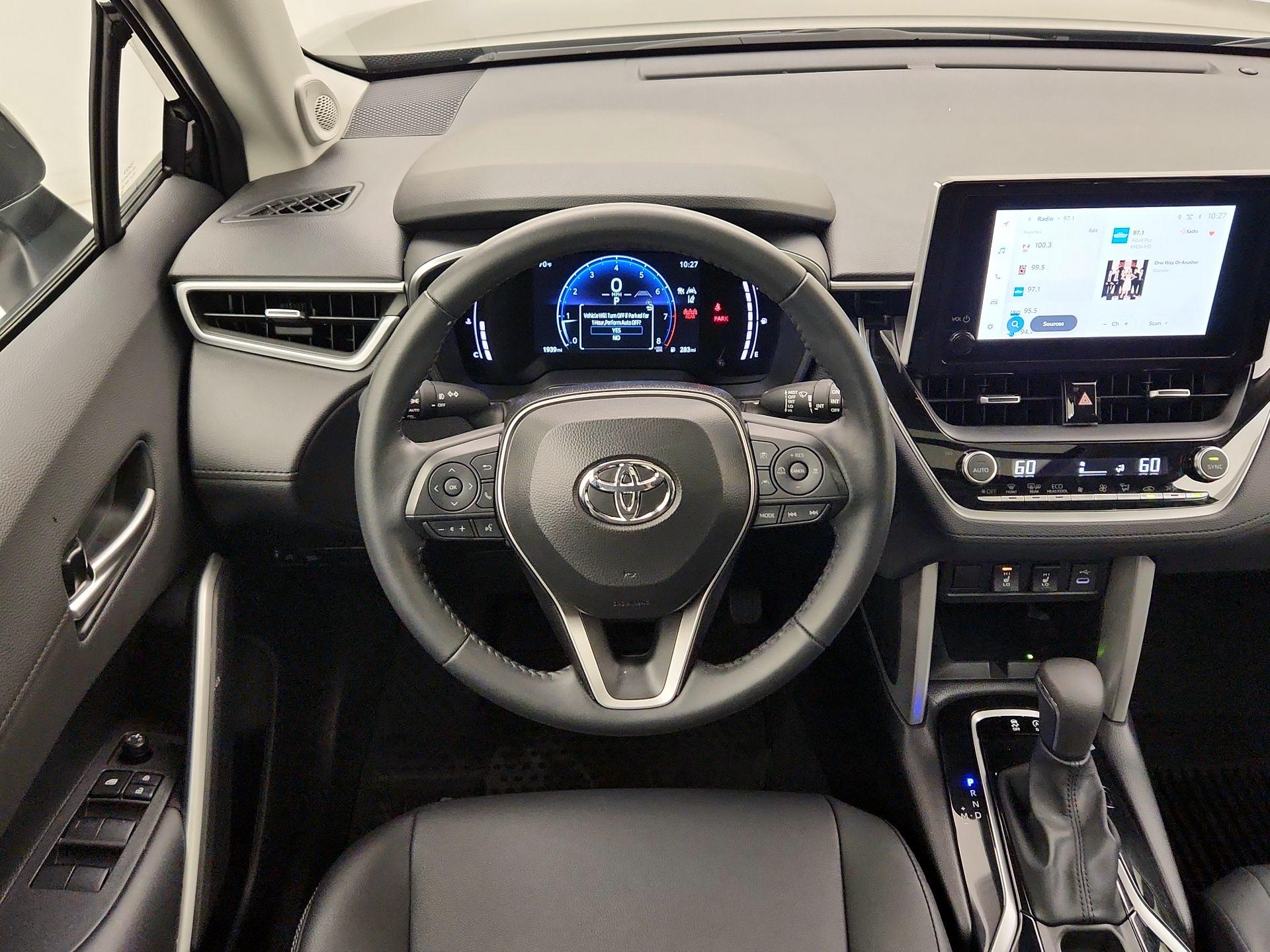 Thumbnail: 2025 Toyota Corolla Cross - 10