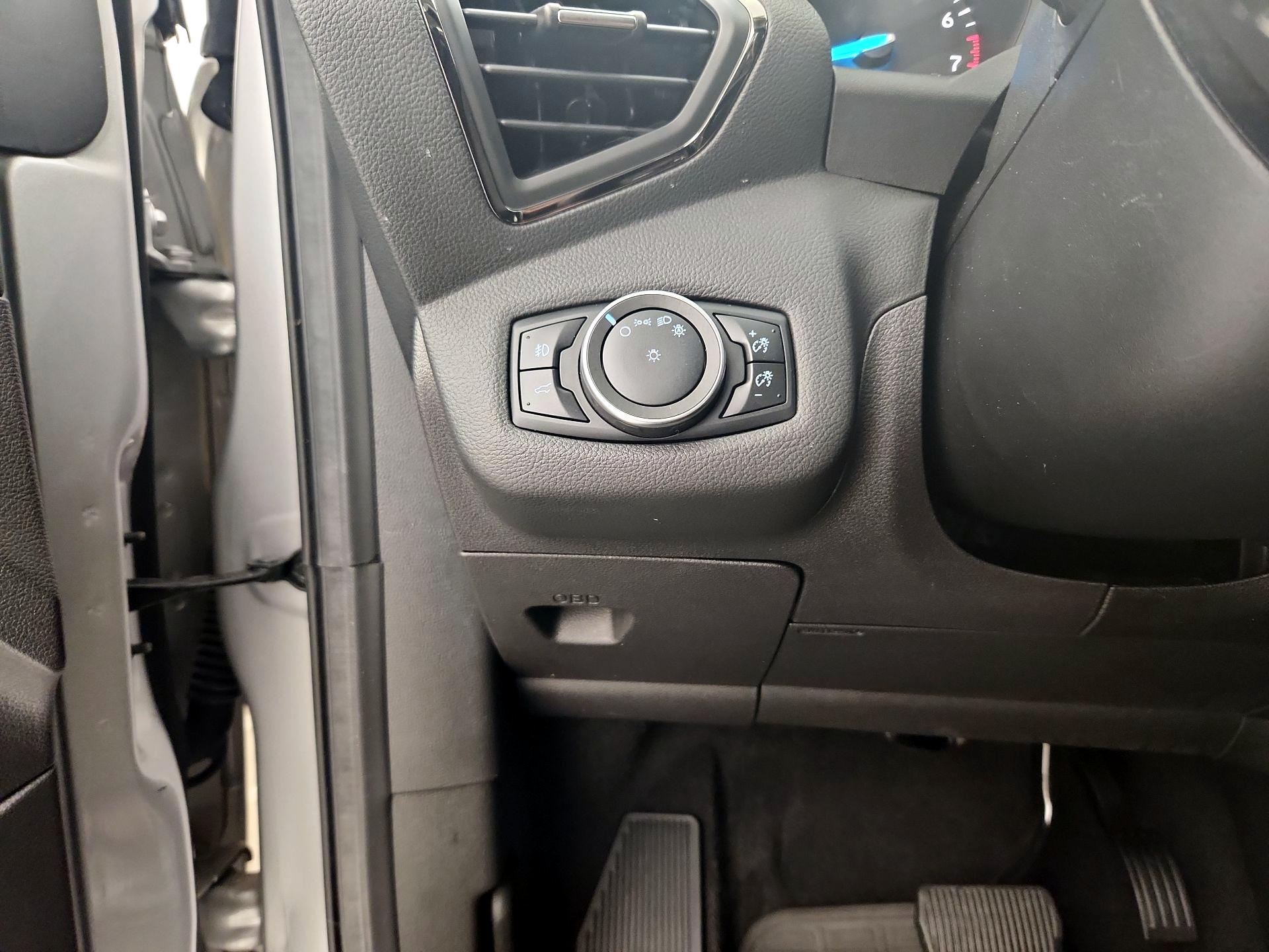 Thumbnail: 2017 Ford Escape - 13