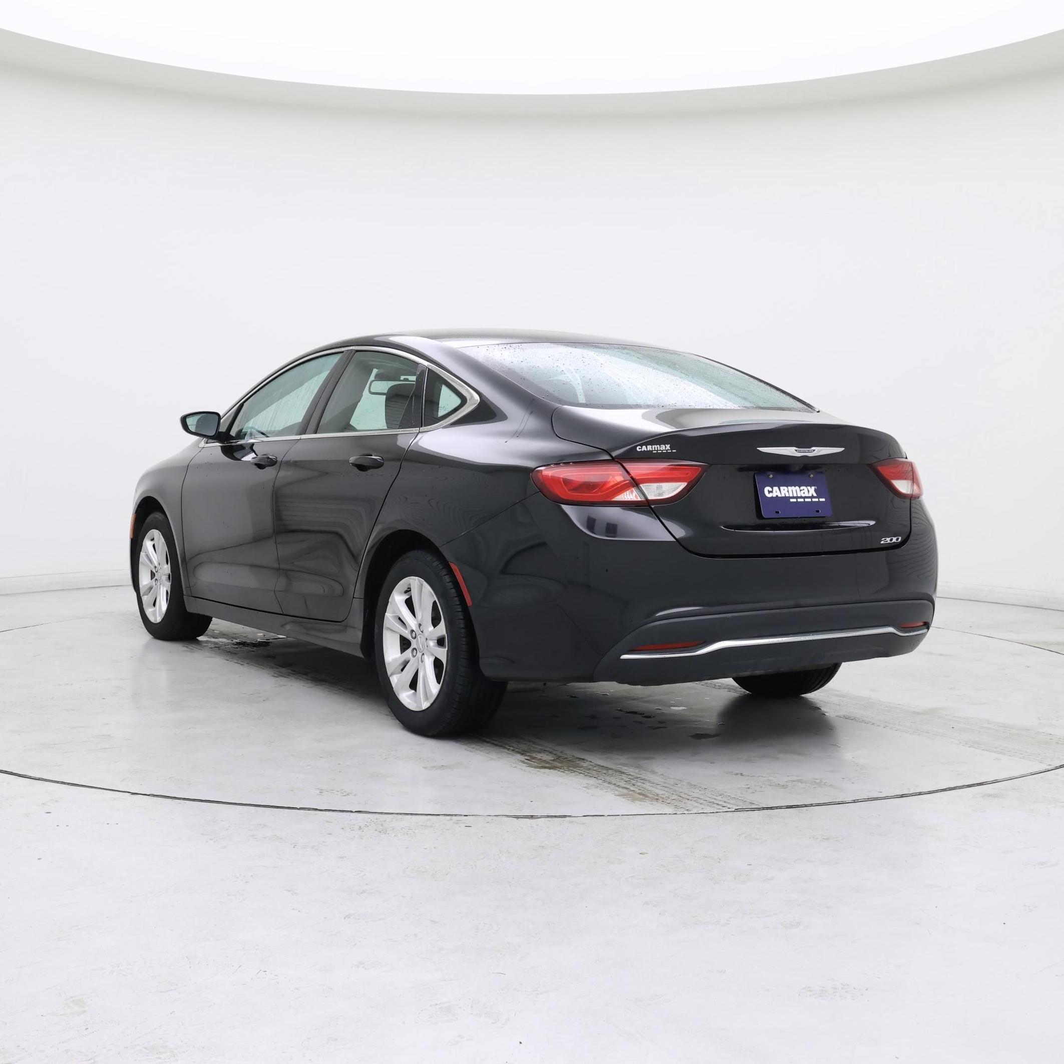Thumbnail: 2016 Chrysler 200 - 2